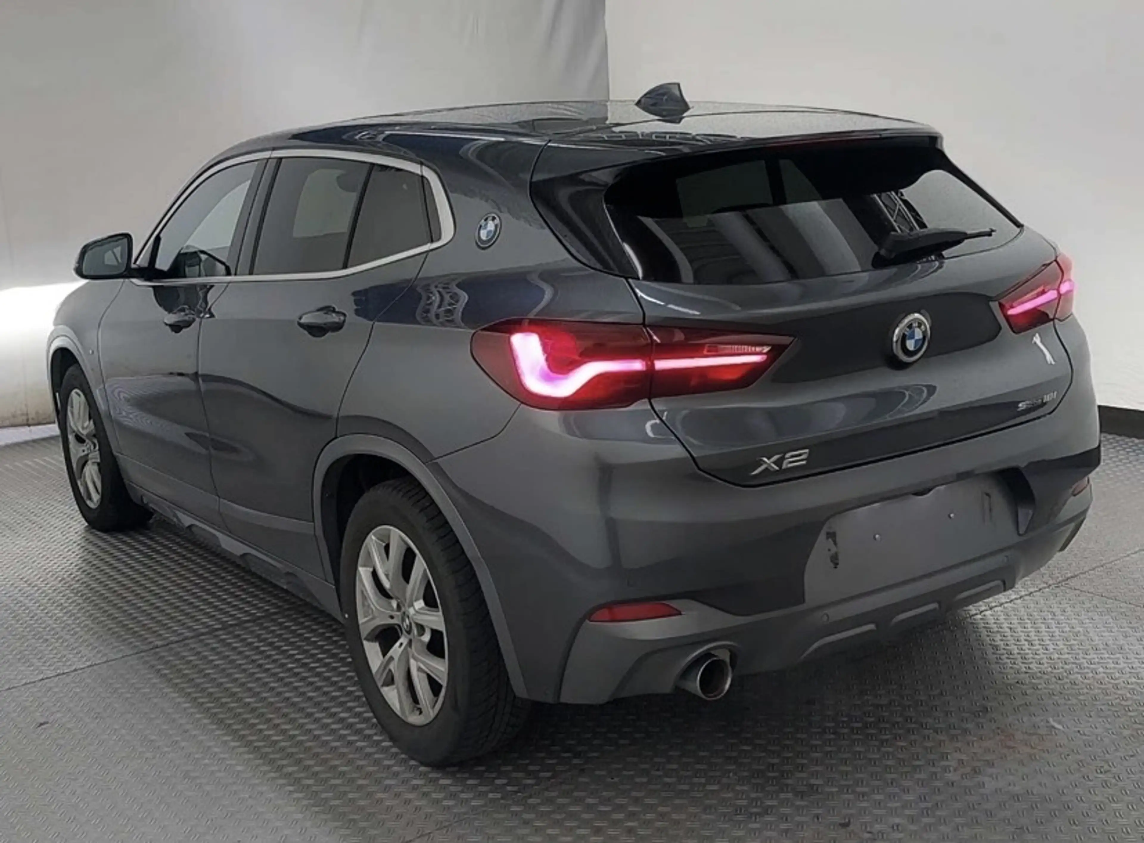 BMW X2 sDrive 18 i M Sport X — photo 3