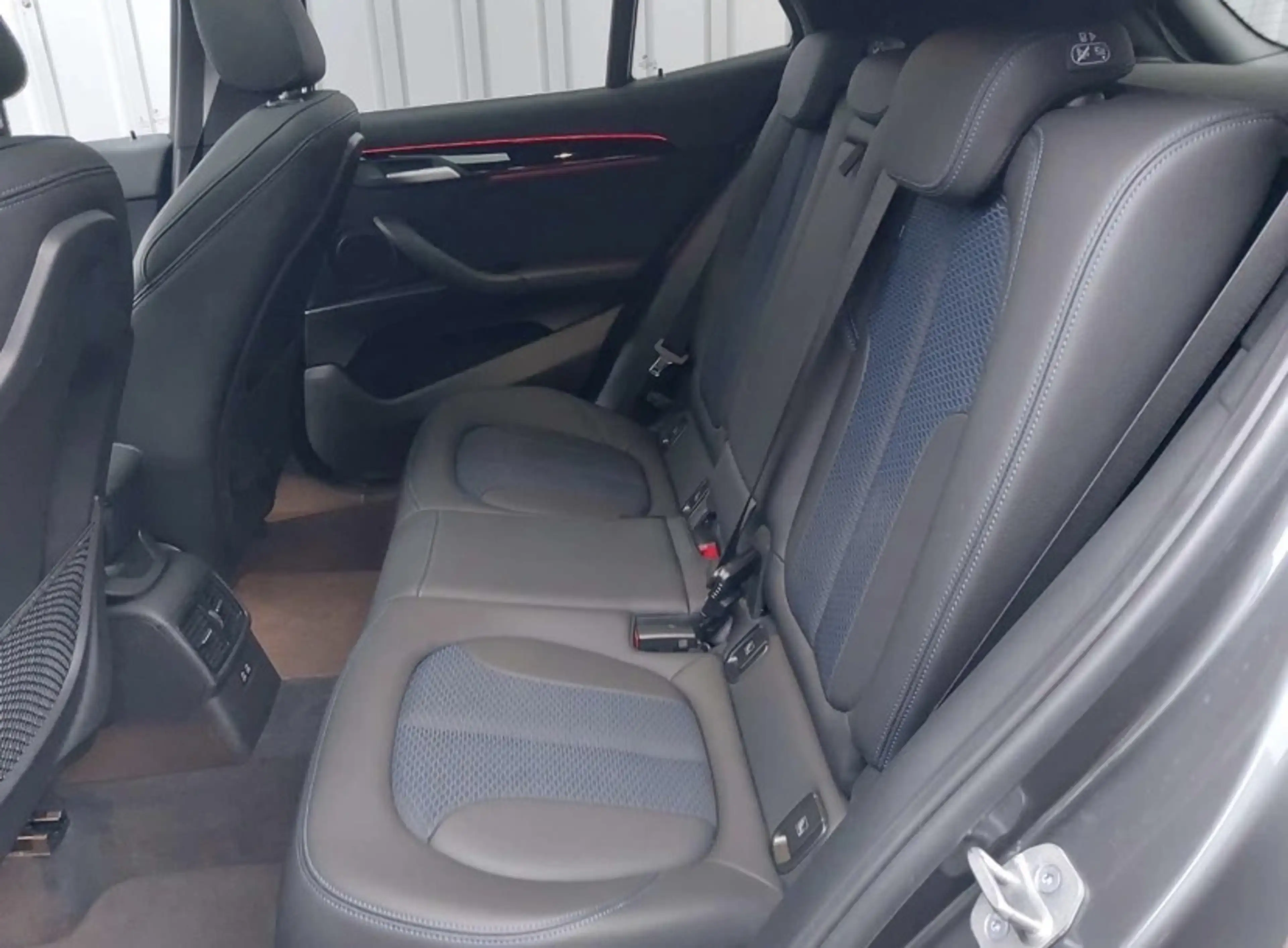 BMW X2 sDrive 18 i M Sport X — photo 10