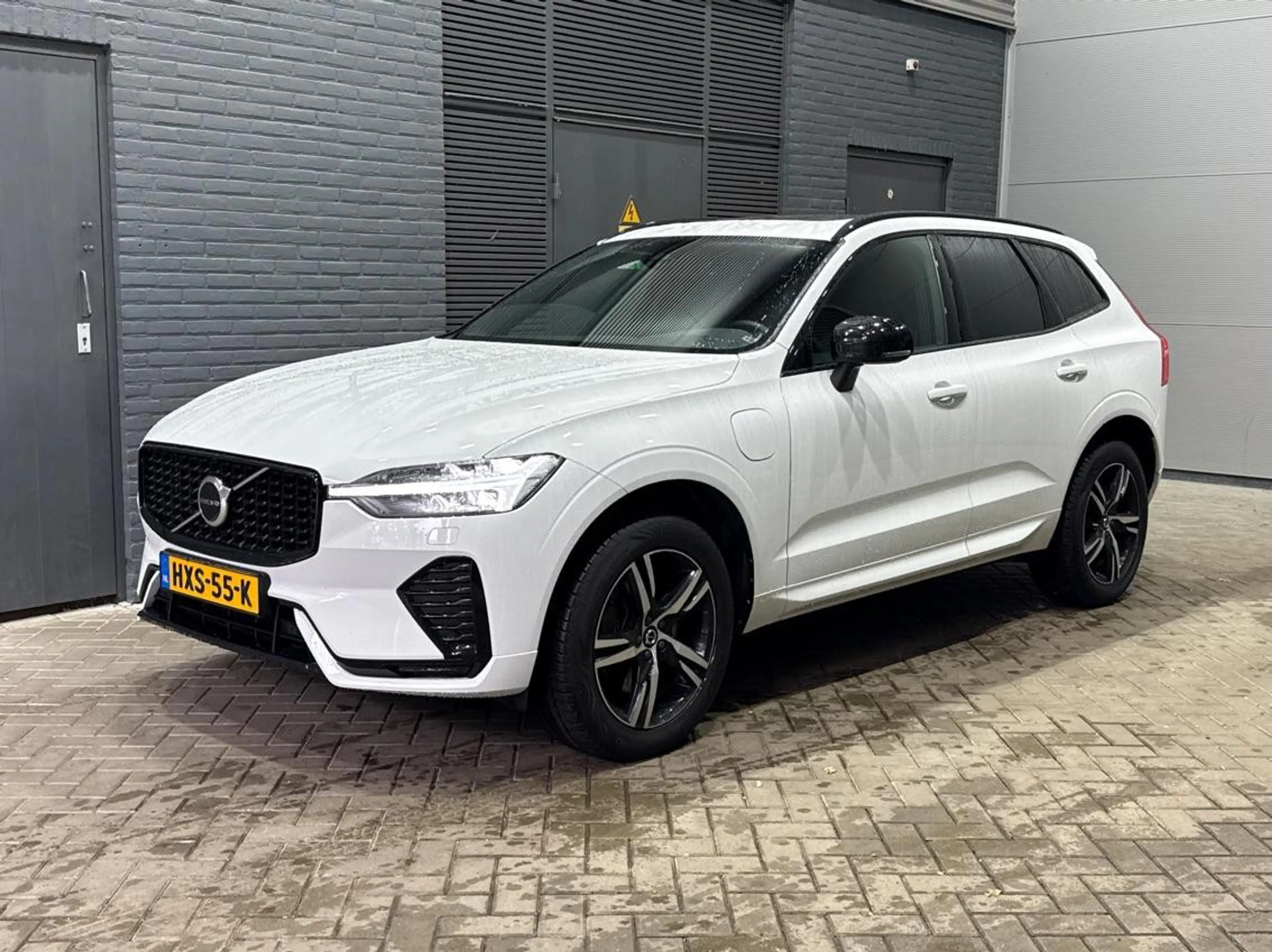 Volvo XC60 T6 R-Design | Long Range | Harman/Kardon | Panora — photo 4