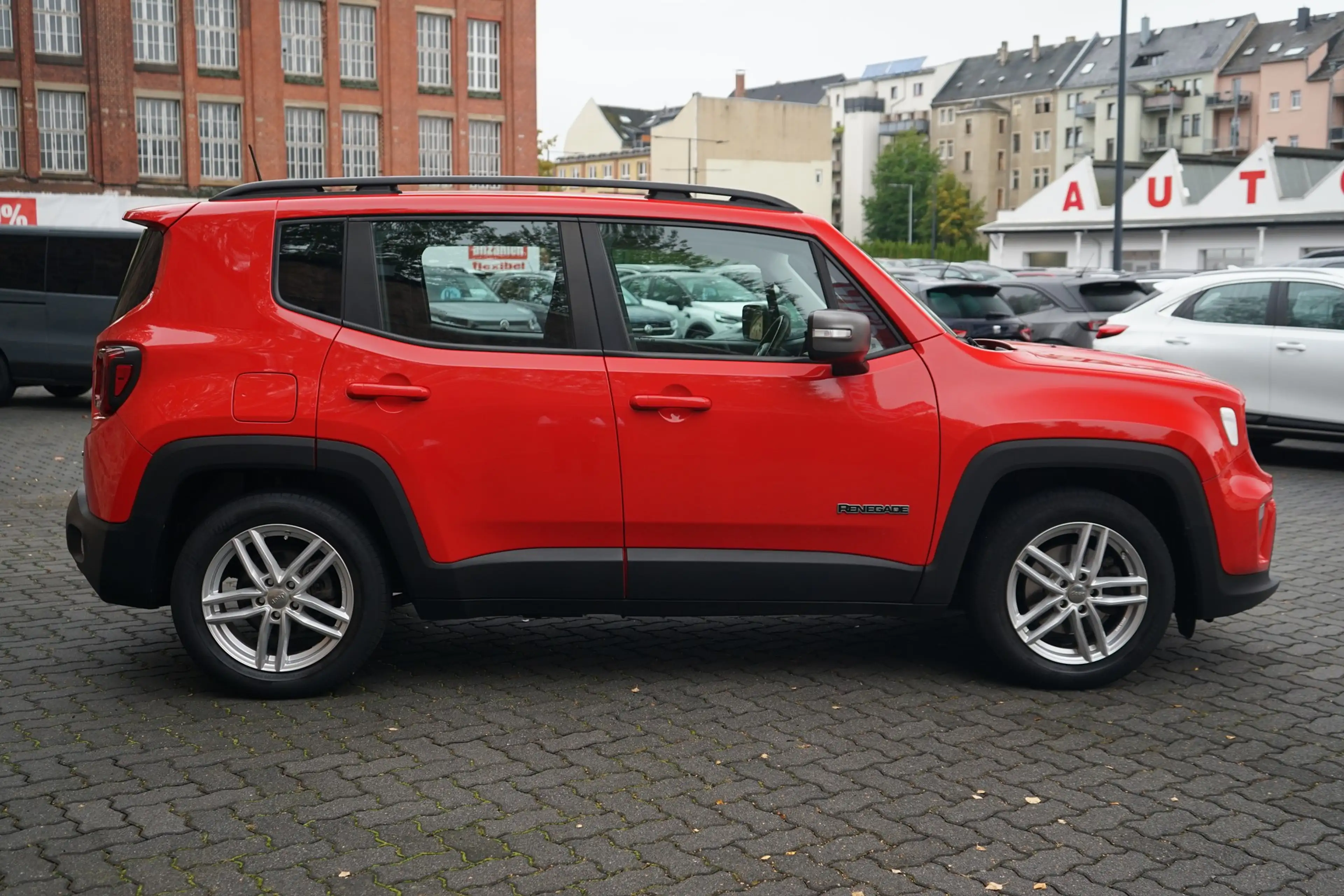 Jeep Renegade 1.3 Limited FWD LED Tempomat PDC AHK — photo 7