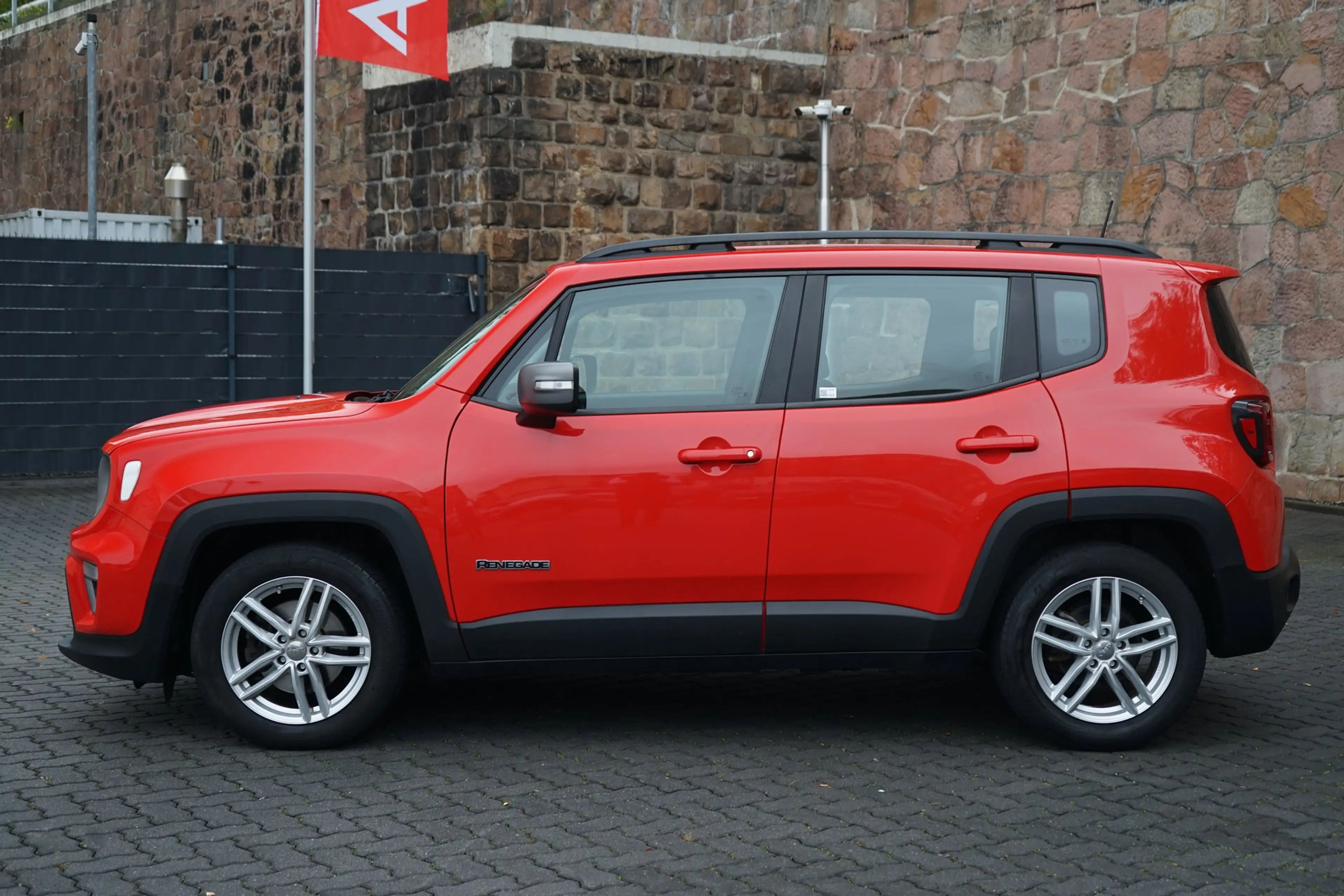 Jeep Renegade 1.3 Limited FWD LED Tempomat PDC AHK — photo 3
