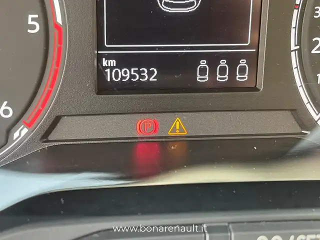 Volkswagen Polo view 10