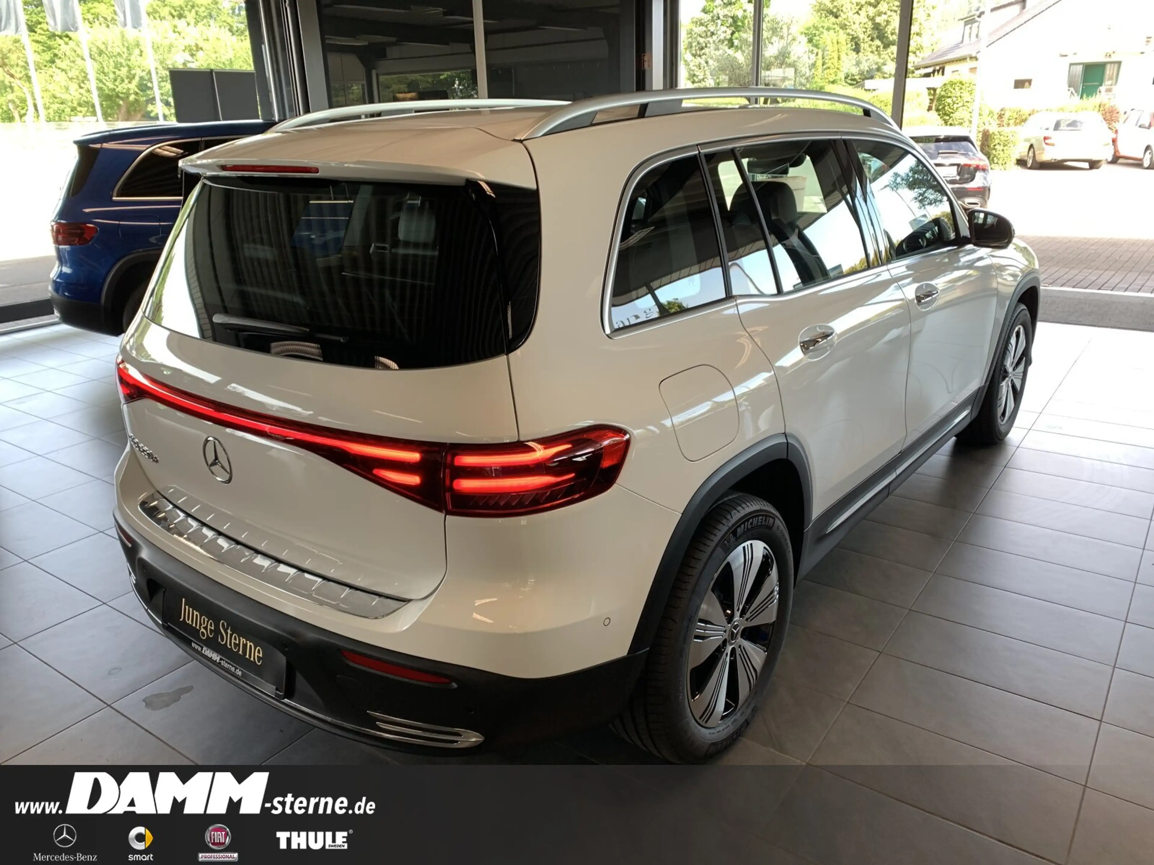 Mercedes-Benz EQB 250 EQB 250+ Progr. Adv+/FAP/7-Sitze/360/60M GA+Flex — photo 4