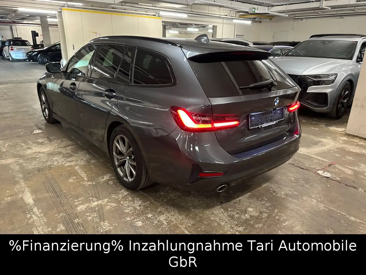 BMW 318 d Touring Sport Line LiveCockpit, AHK, 1.Hand Gris - 1