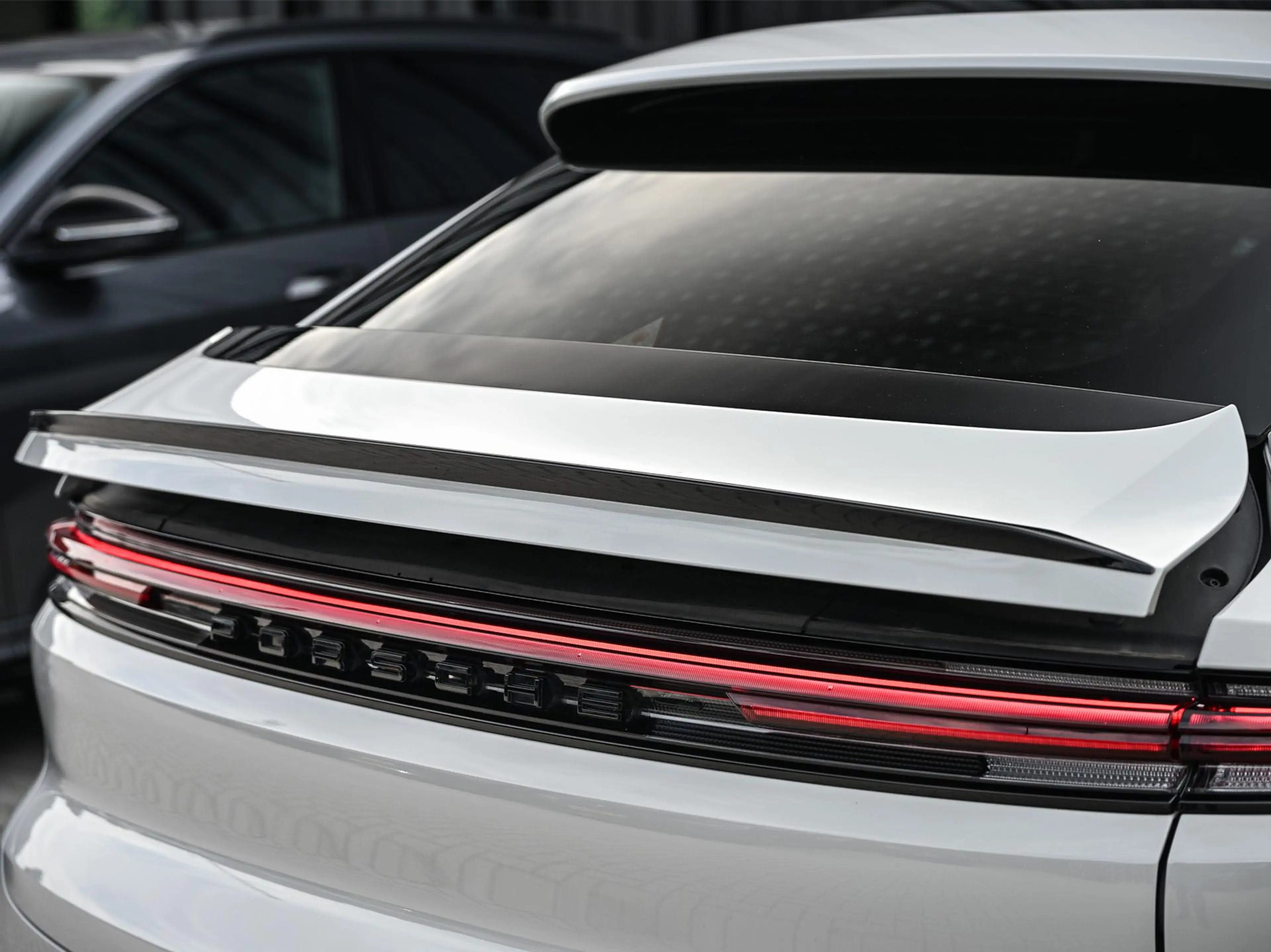 Porsche Cayenne Coupé 3.0 E-Hybrid | Panoramadak | NL-Auto | Deale — photo 16