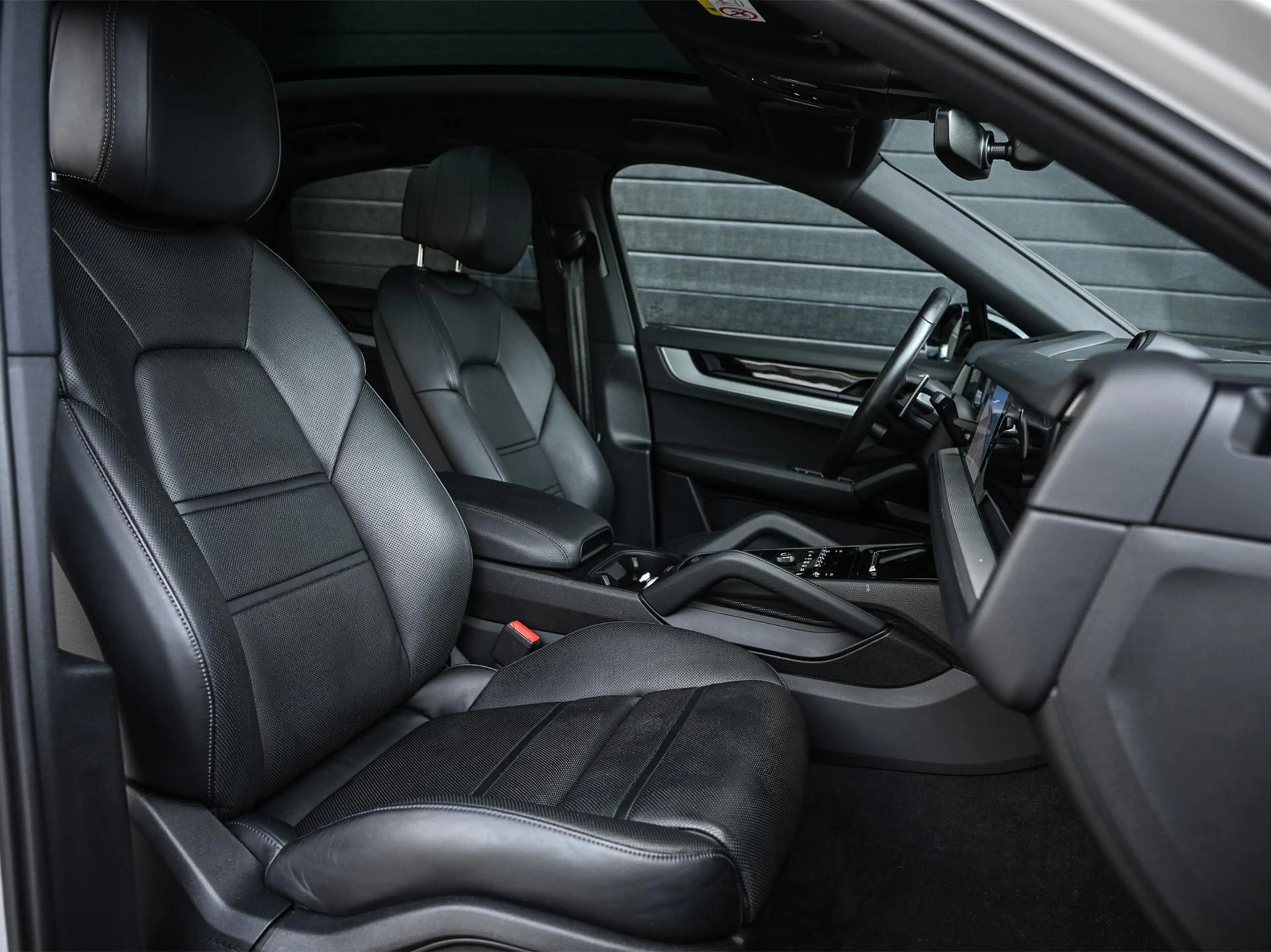 Porsche Cayenne Coupé 3.0 E-Hybrid | Panoramadak | NL-Auto | Deale — photo 8