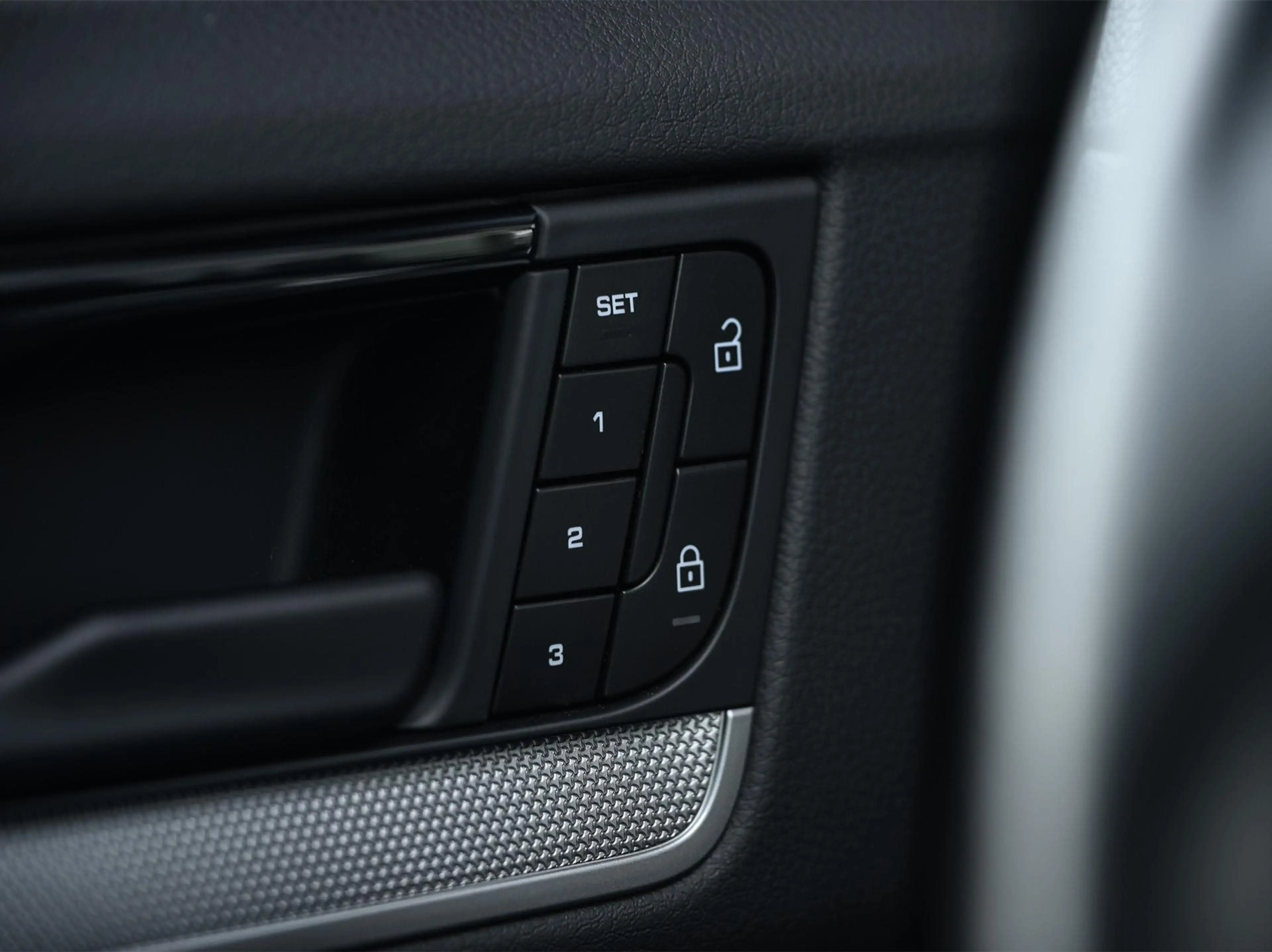 Porsche Cayenne Coupé 3.0 E-Hybrid | Panoramadak | NL-Auto | Deale — photo 10