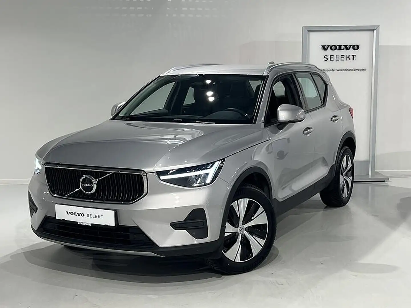 Volvo XC40 B3 Mild hybrid Argent - 1