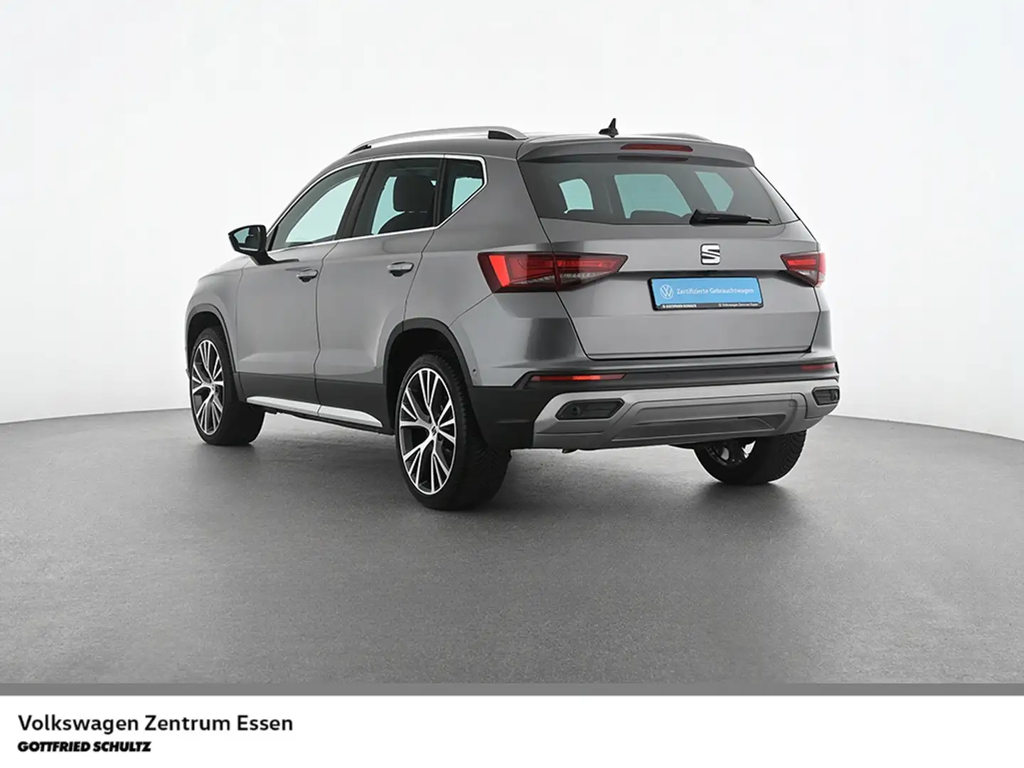 SEAT Ateca Xperience TSI DSG Pano AHK 19Zoll Voll-LED Grau - 2