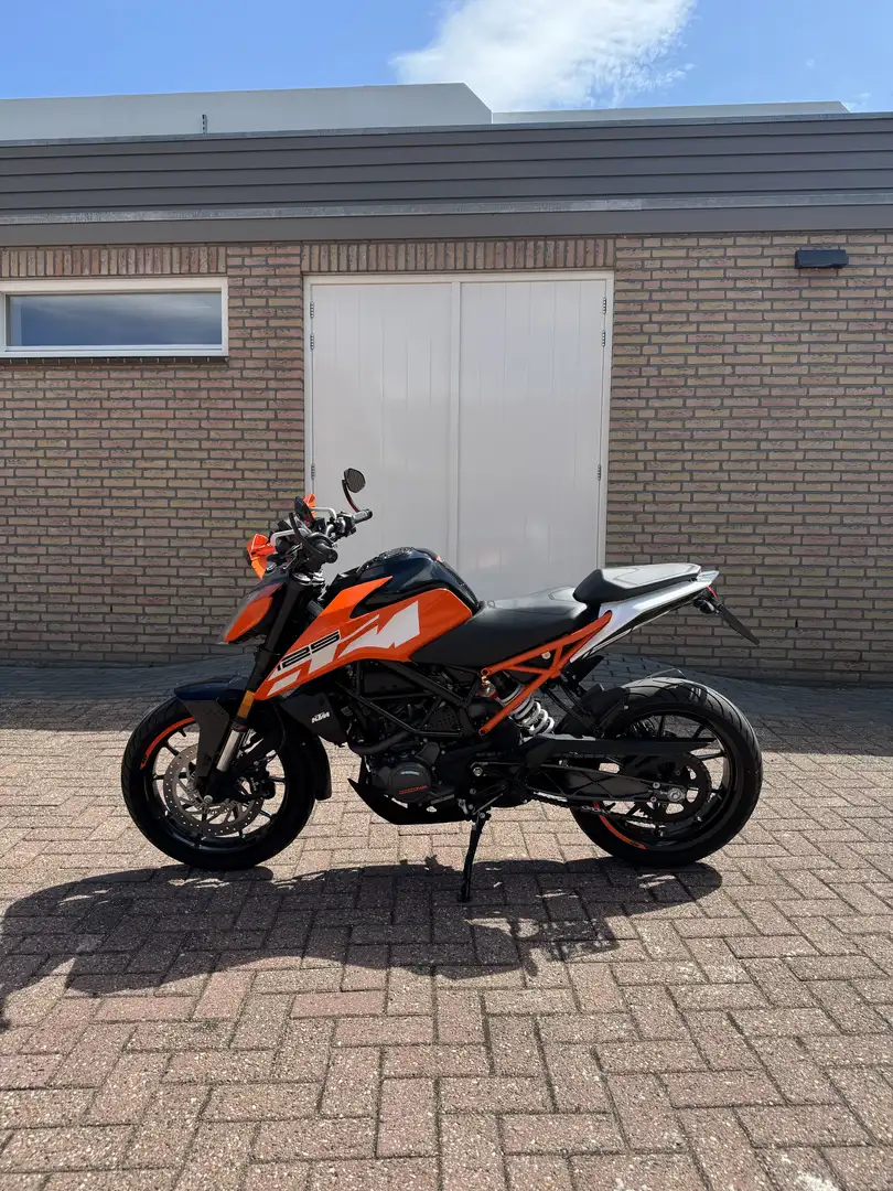 KTM 125 Duke Dealeronderhouden | Akrapovic | Topstaat - 2