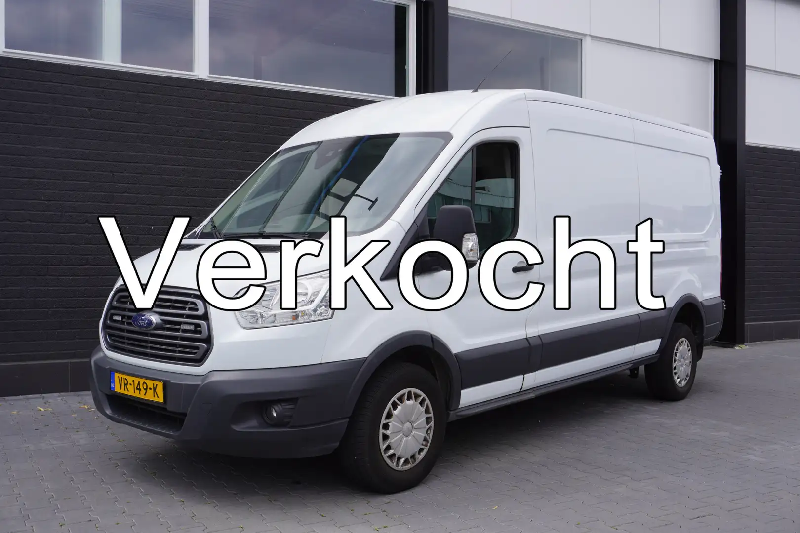 Ford Transit 2.2 TDCI 155PK L3H2 - Airco - Navi - Cruise - € 7. Білий - 1