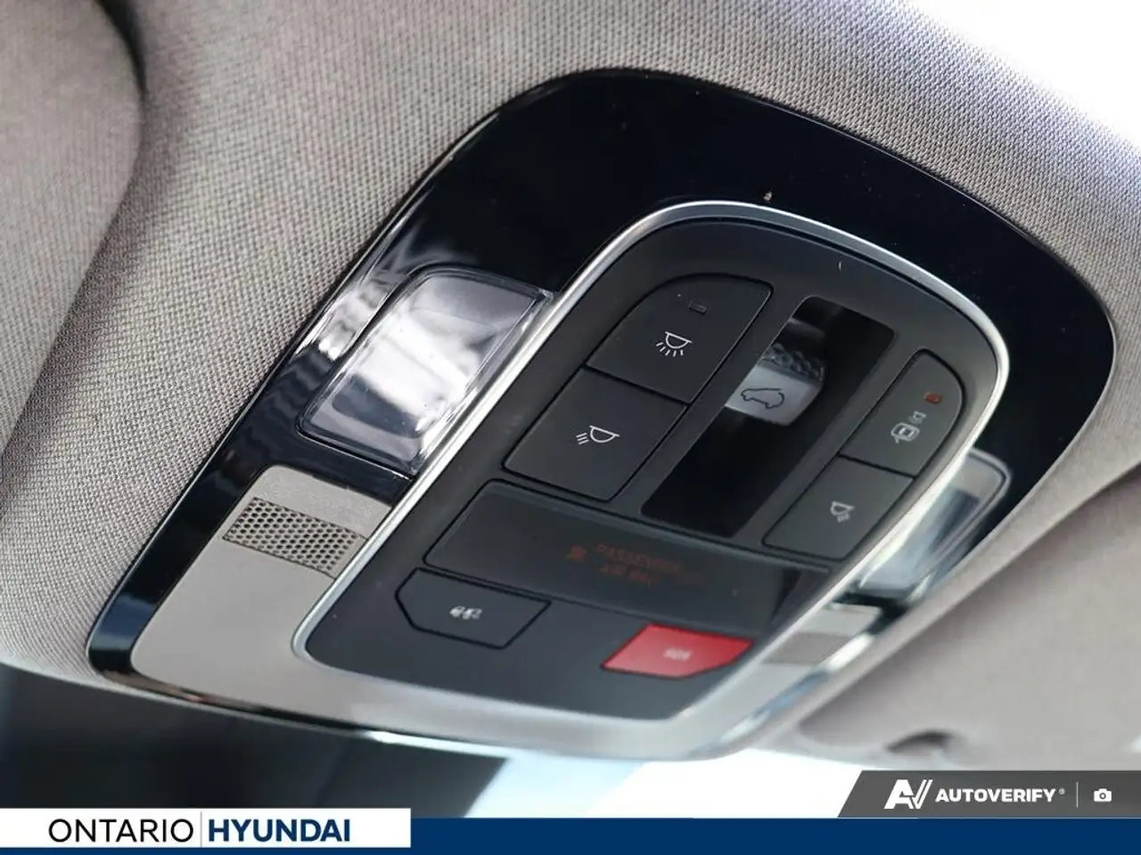 Hyundai SANTA FE photo Hyundai SANTA FE
