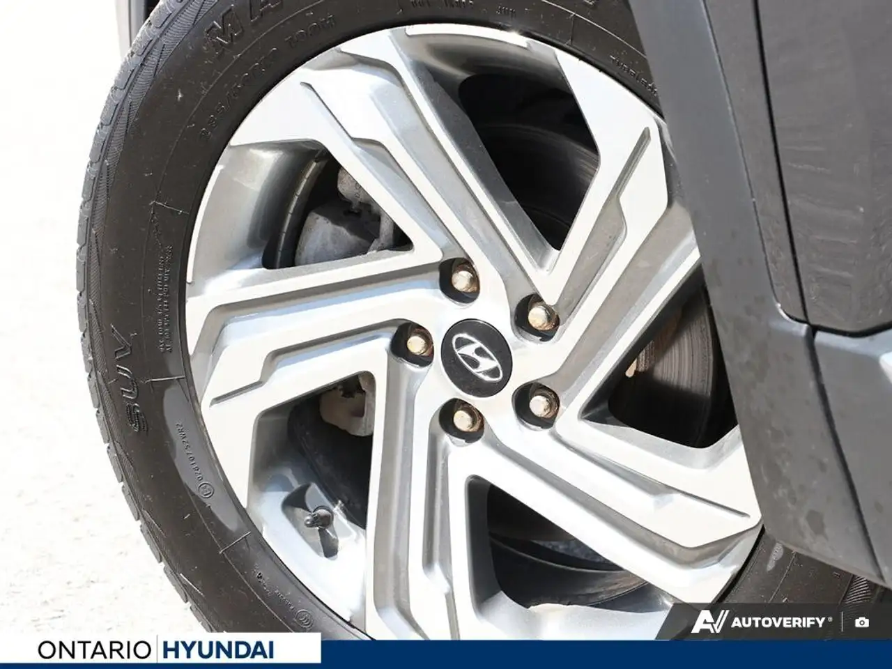 Hyundai SANTA FE photo Hyundai SANTA FE