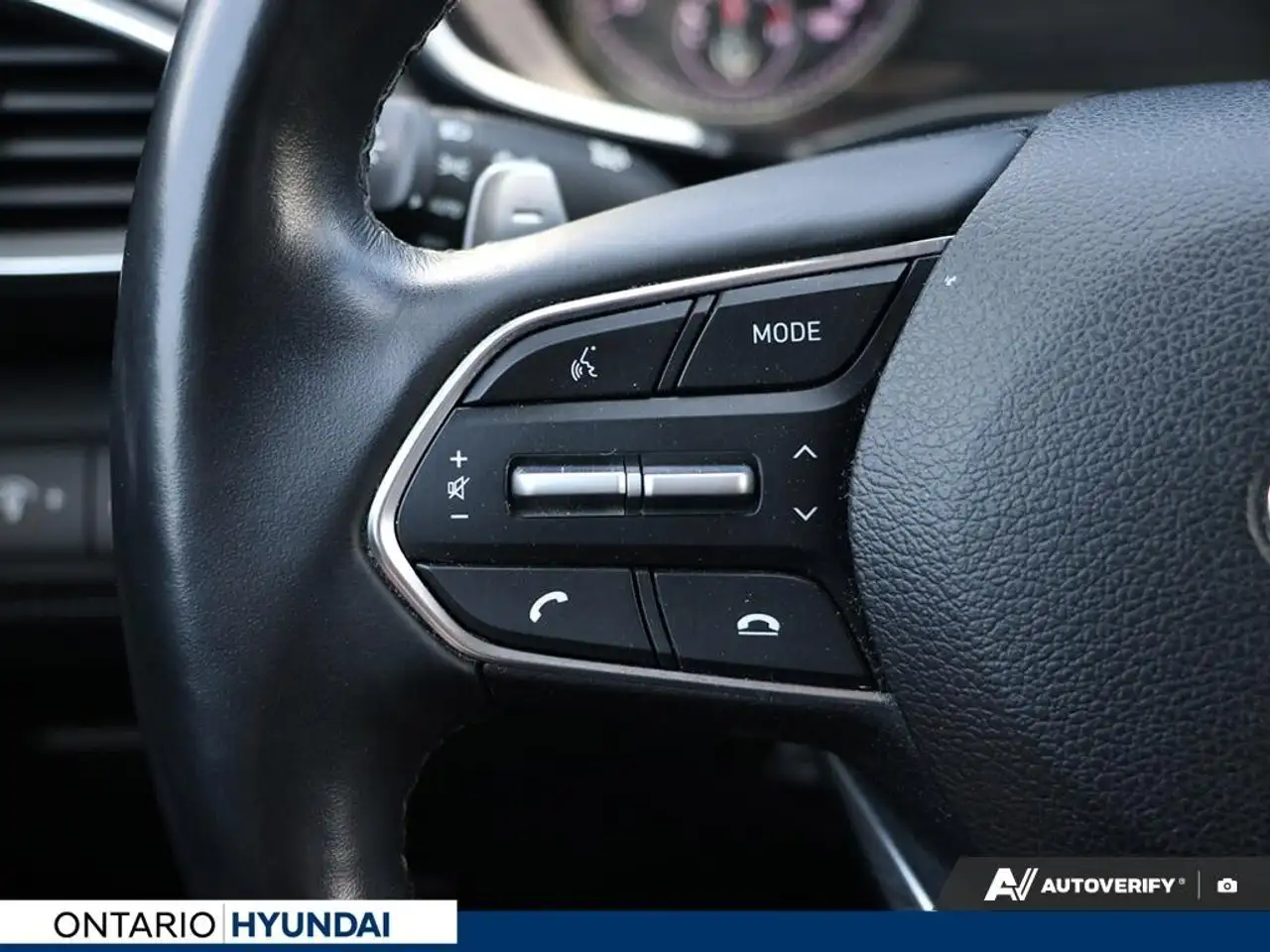 Hyundai SANTA FE photo Hyundai SANTA FE