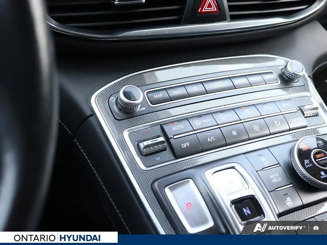 Hyundai SANTA FE photo Hyundai SANTA FE