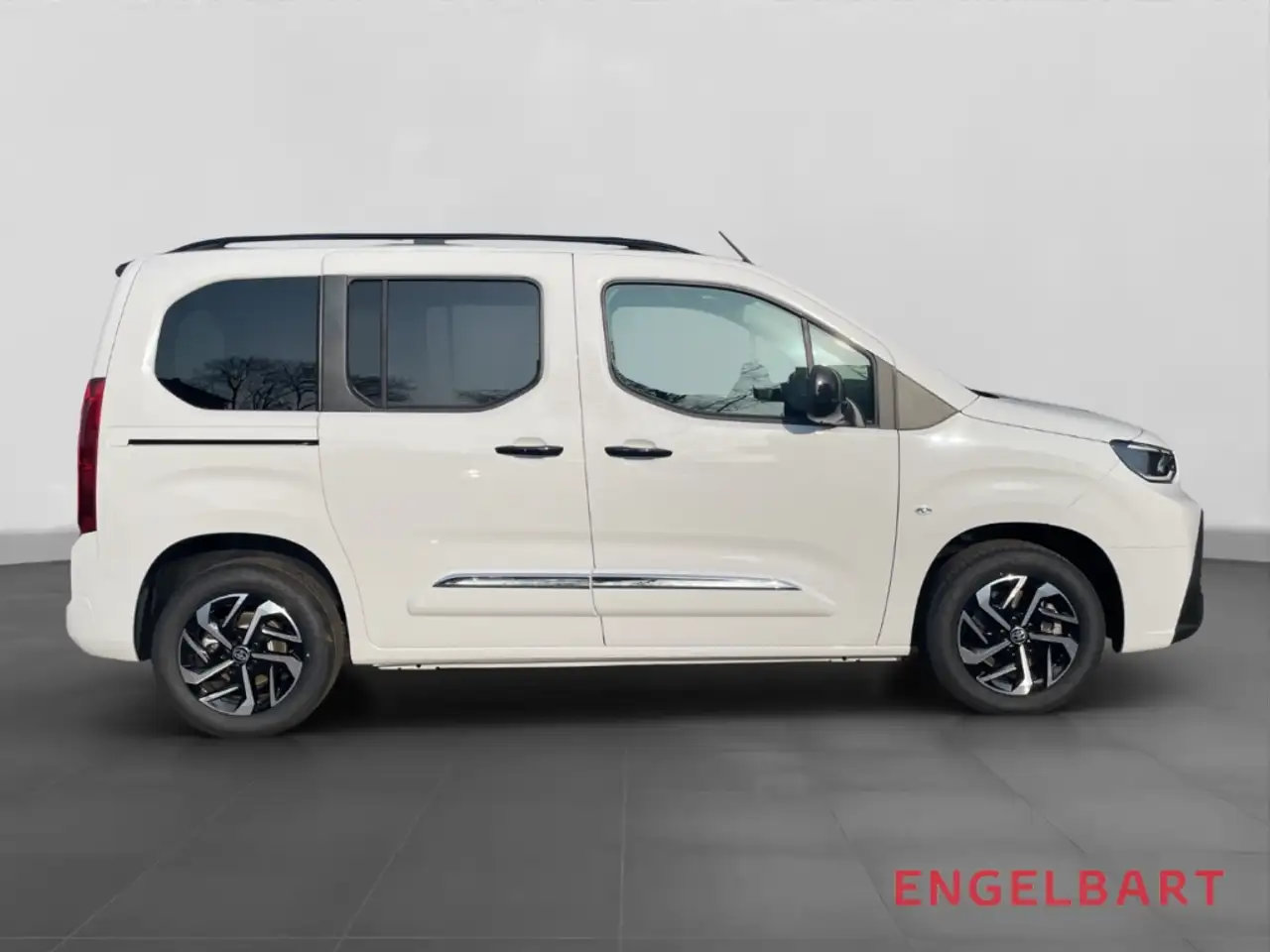 Toyota Proace City Verso 1.5 D4D L1 Teamplayer Automatik 5
