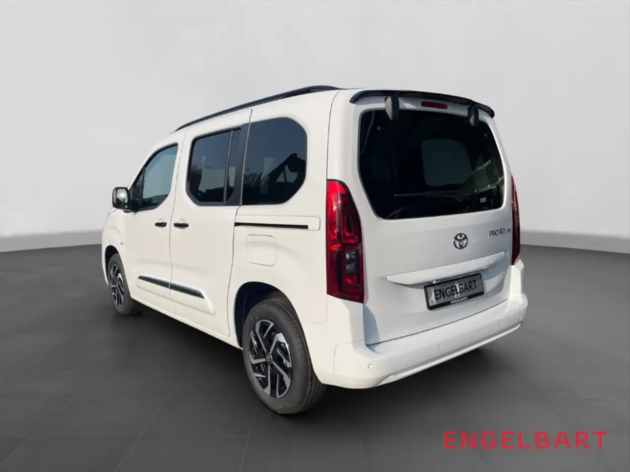 Toyota Proace City Verso 1.5 D4D L1 Teamplayer Automatik 3