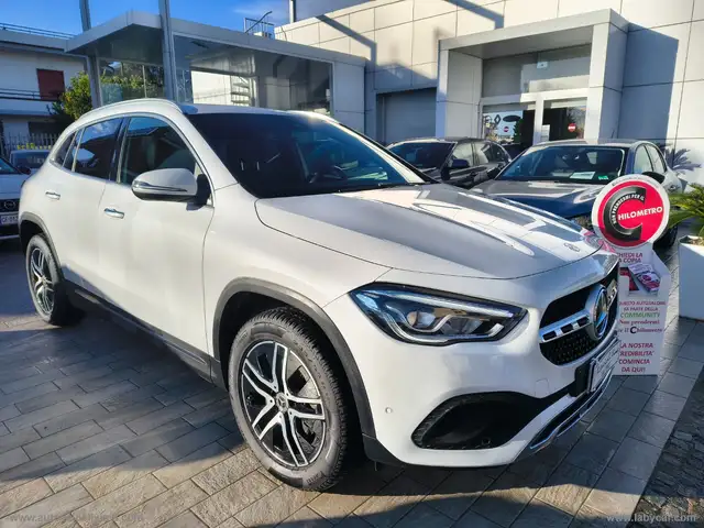 Mercedes-Benz GLA 200 GLA 200 d Automatic Sport Plus