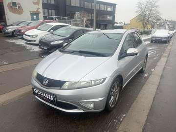 Civic 1.8i Sport