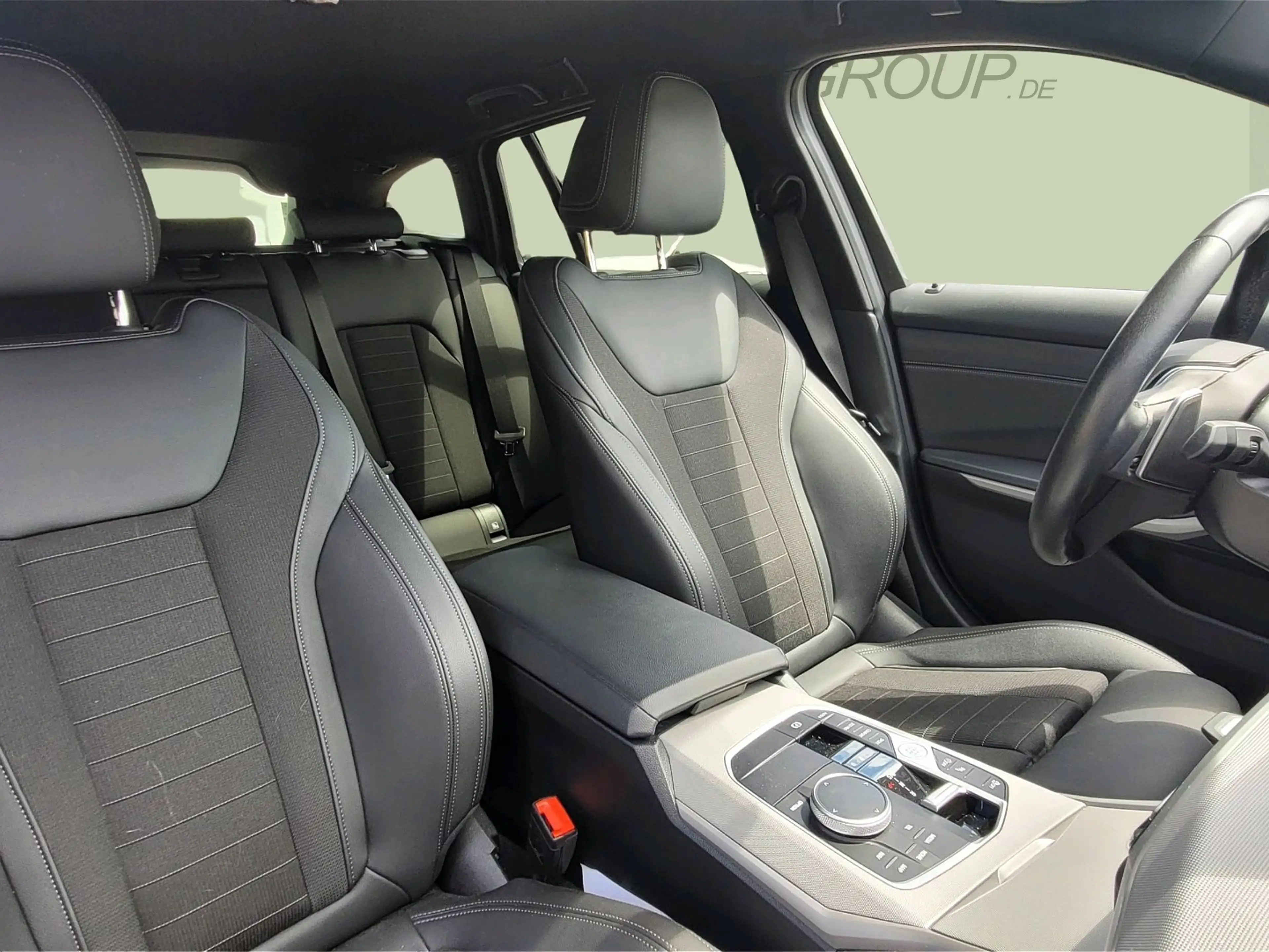 BMW 318 i TOURING LC PLUS SPORTSITZE GRA PARKASSIST  SHZG — photo 10