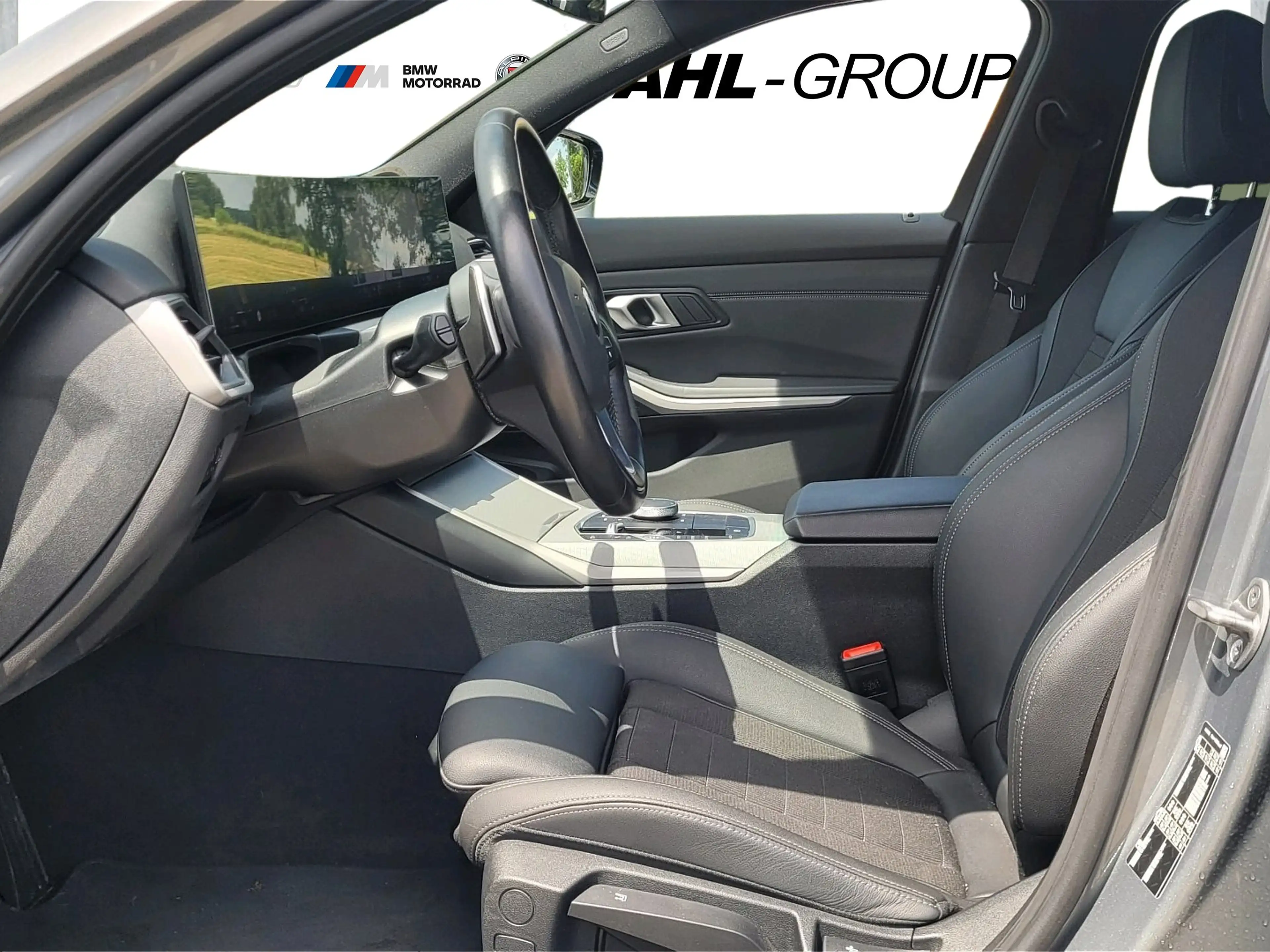 BMW 318 i TOURING LC PLUS SPORTSITZE GRA PARKASSIST  SHZG — photo 8