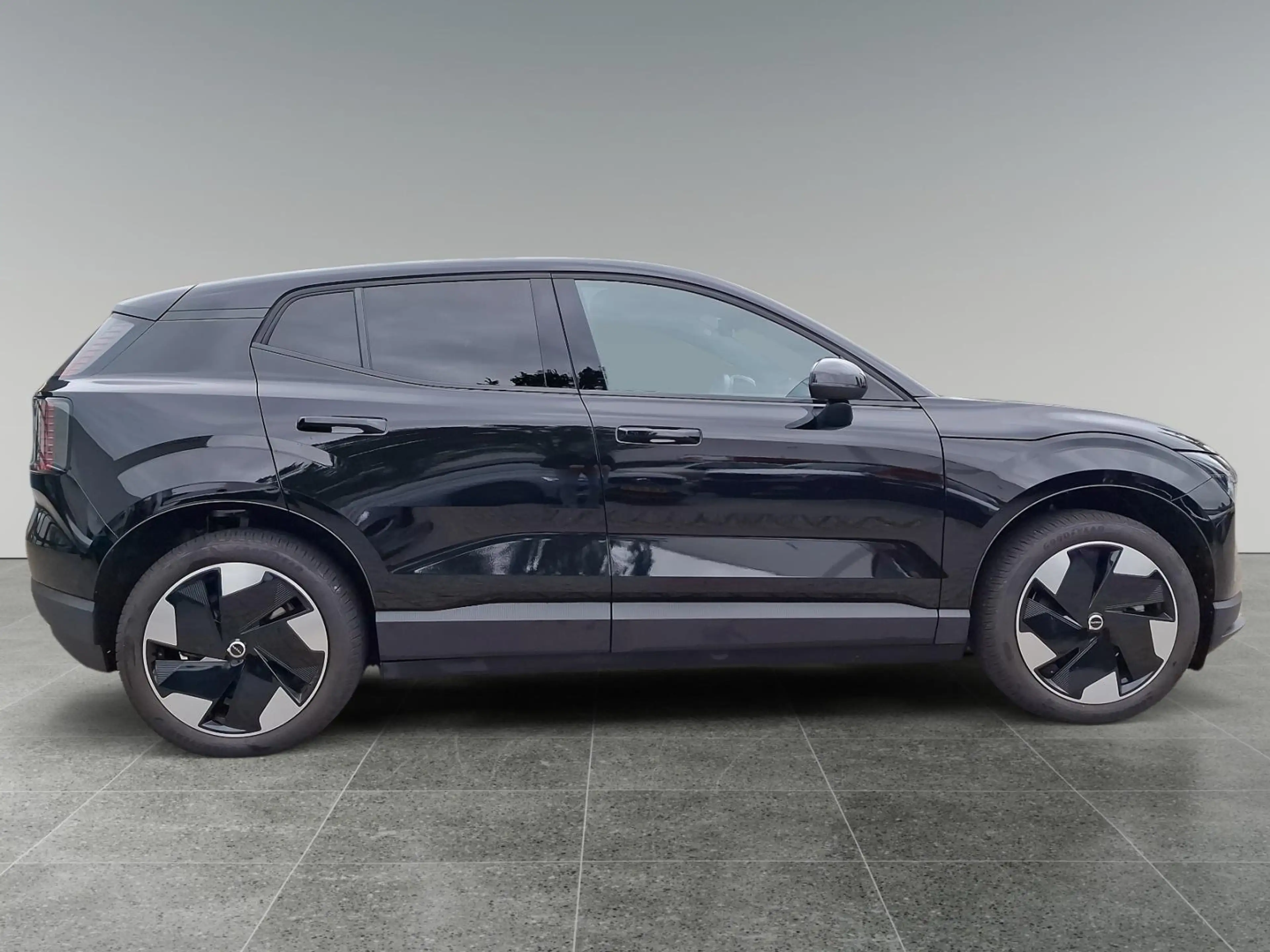 Volvo EX30 P3 Long Range Plus Europa 69 kWh — photo 10