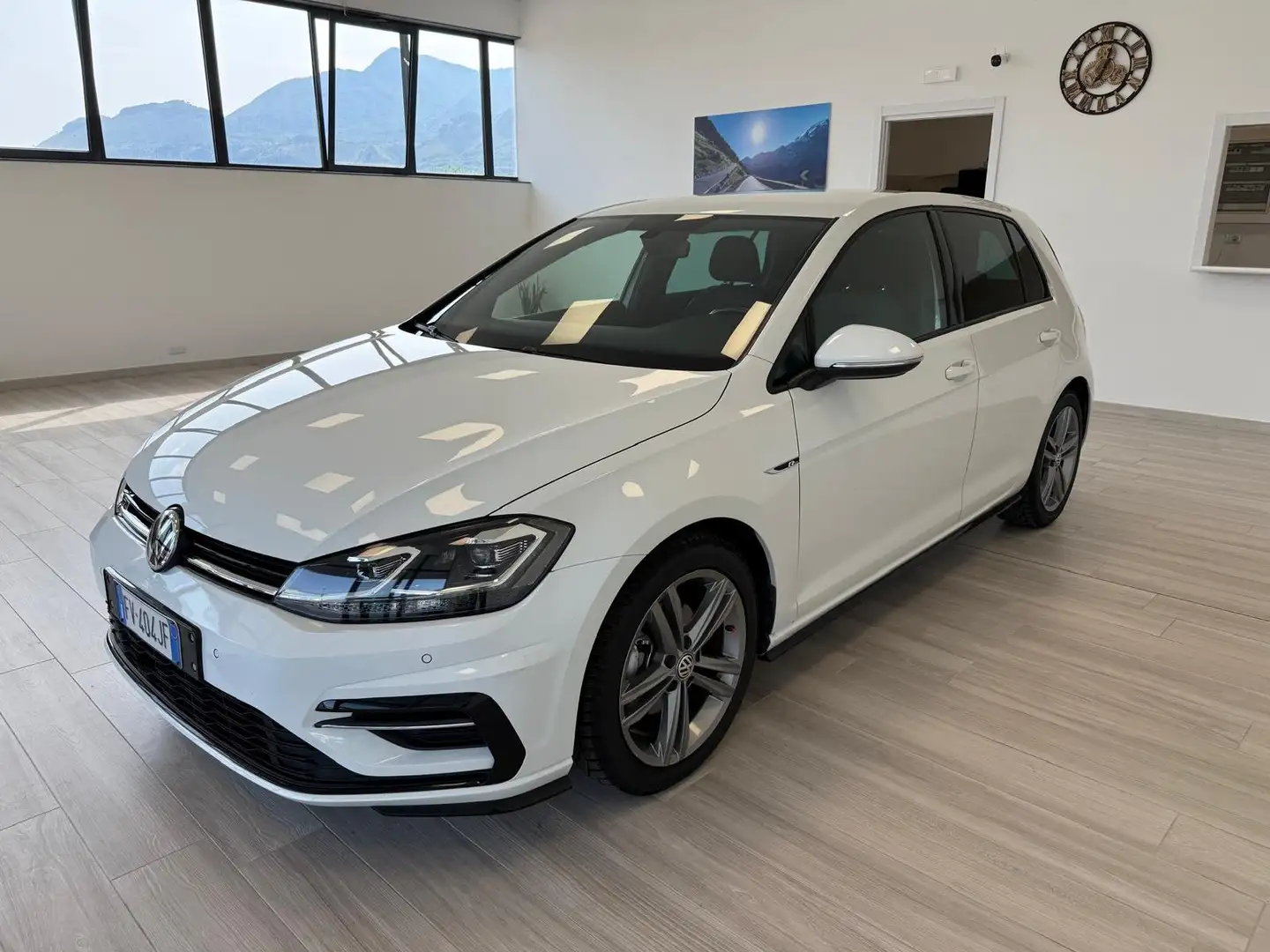 Volkswagen Golf 1.6 tdi Sport R line115cv 5p Wit - 1