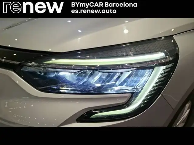 Renault Clio view 12