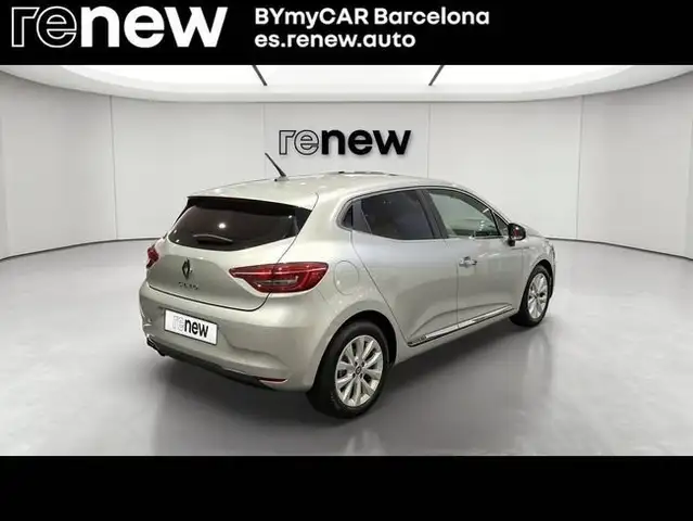 Renault Clio view 3