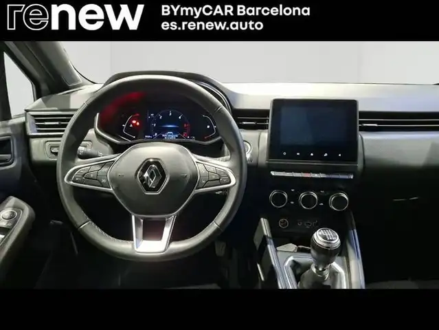 Renault Clio view 25