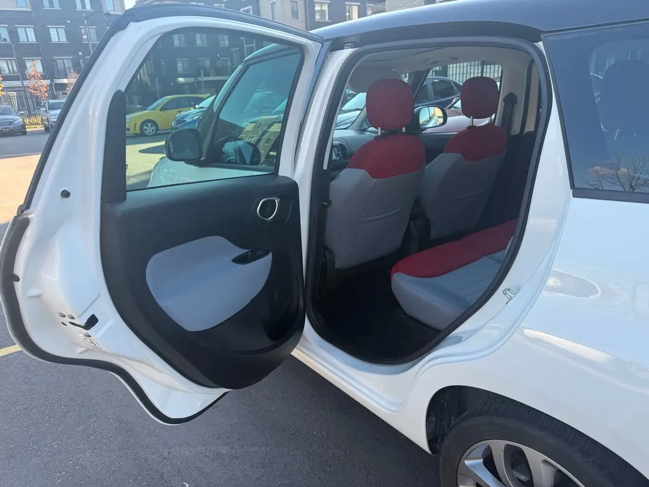 Fiat 500L снимка Fiat 500L