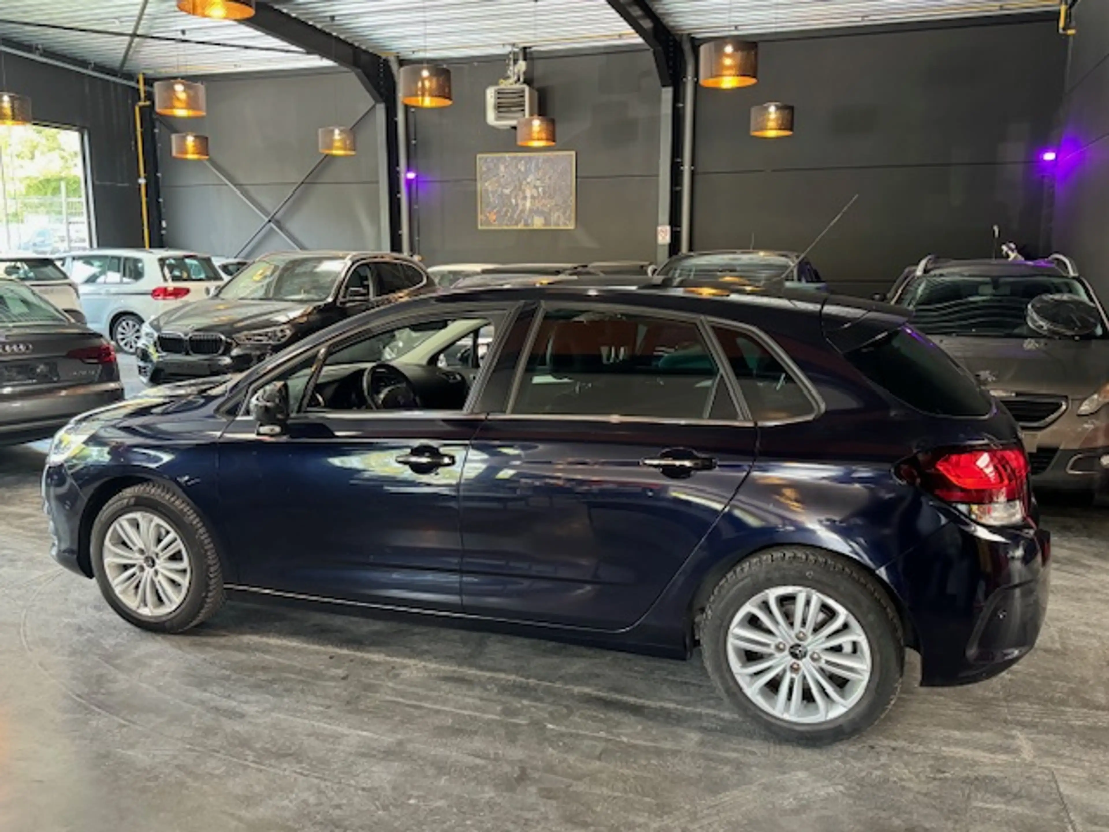 Citroen C4 1.2 - AUTOMATIQUE - A/C - LIM/REG - MEDIA/TEL — photo 5