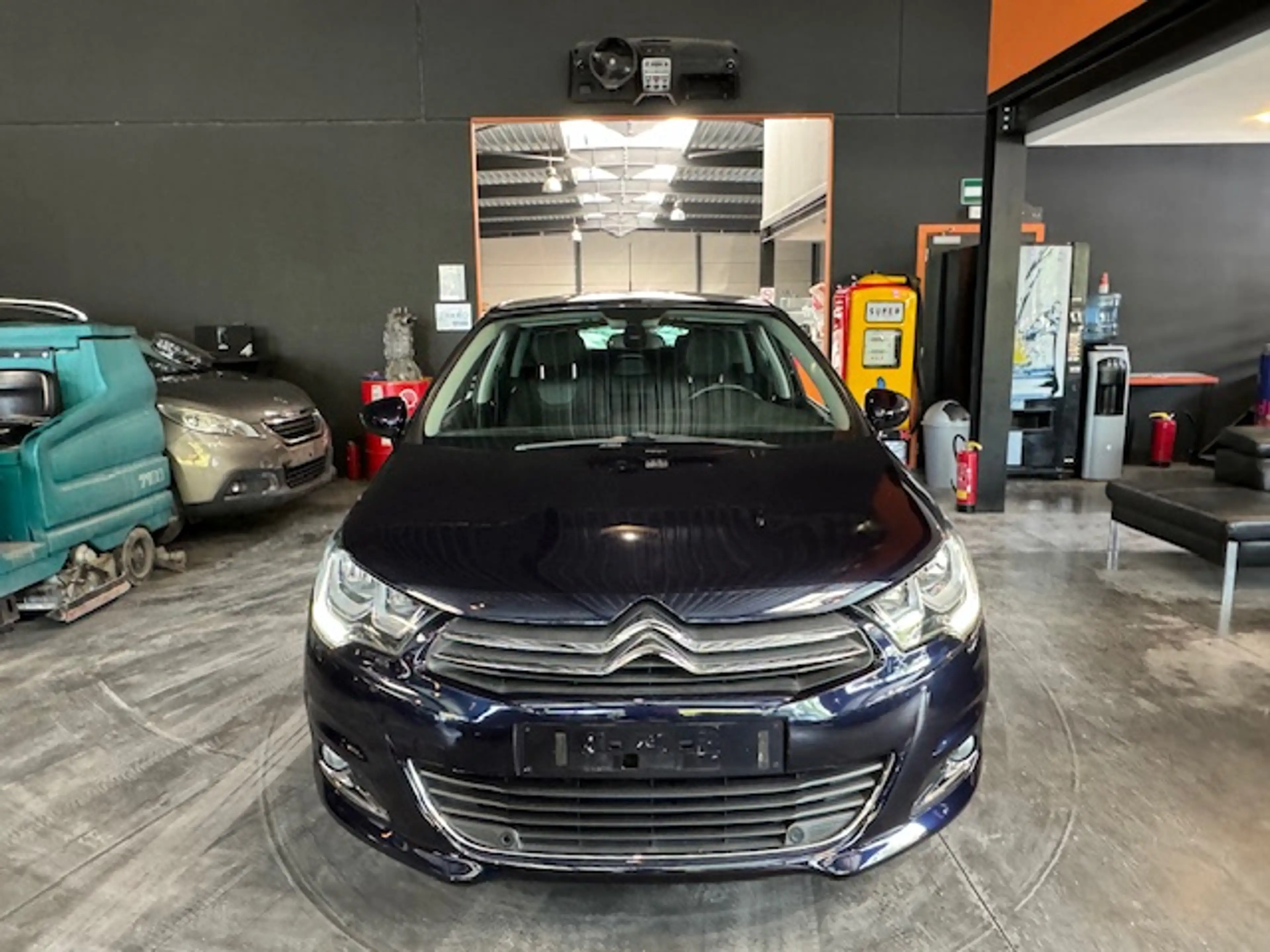 Citroen C4 1.2 - AUTOMATIQUE - A/C - LIM/REG - MEDIA/TEL — photo 3
