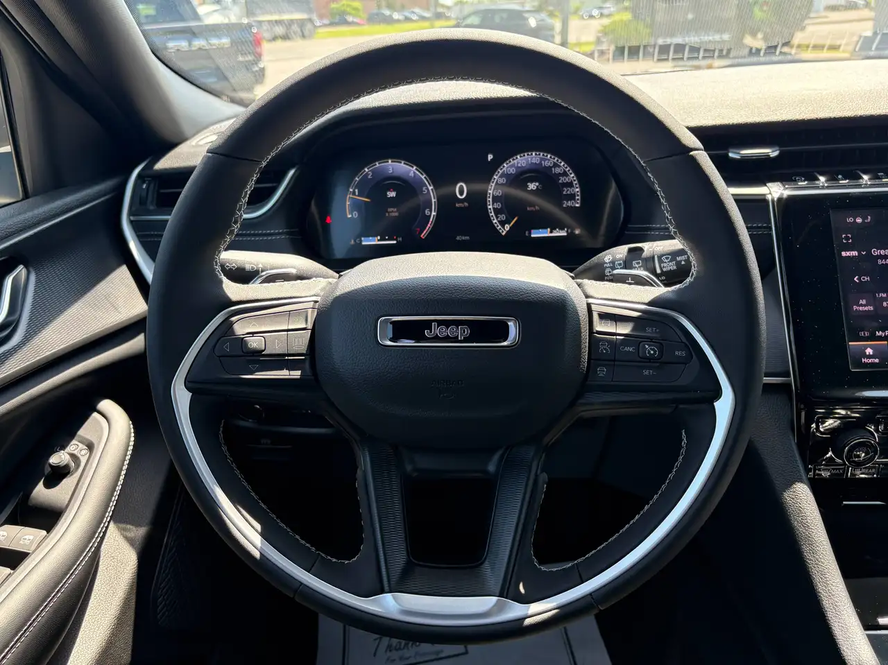 Jeep Grand Cherokee photo Jeep Grand Cherokee