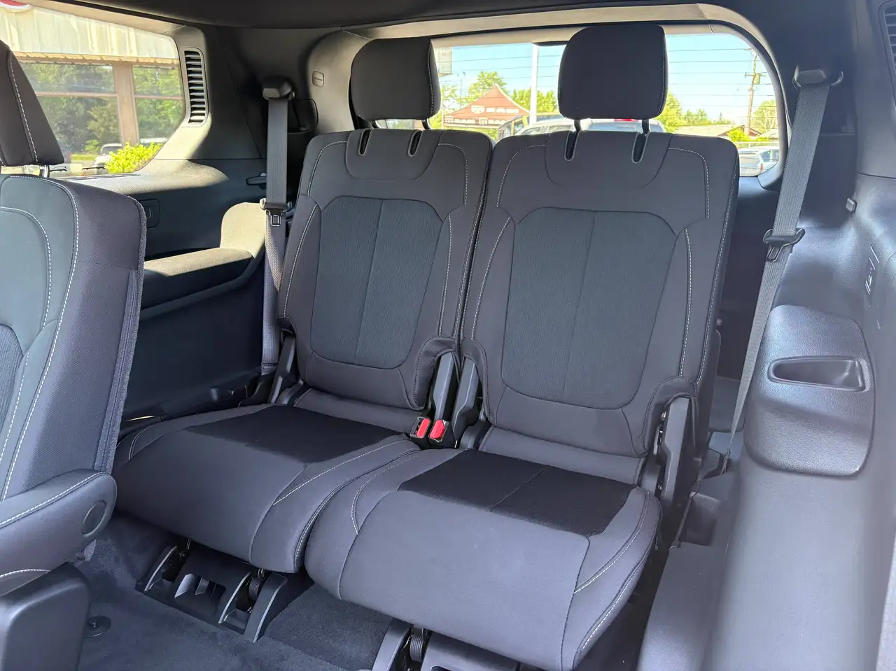 Jeep Grand Cherokee photo Jeep Grand Cherokee