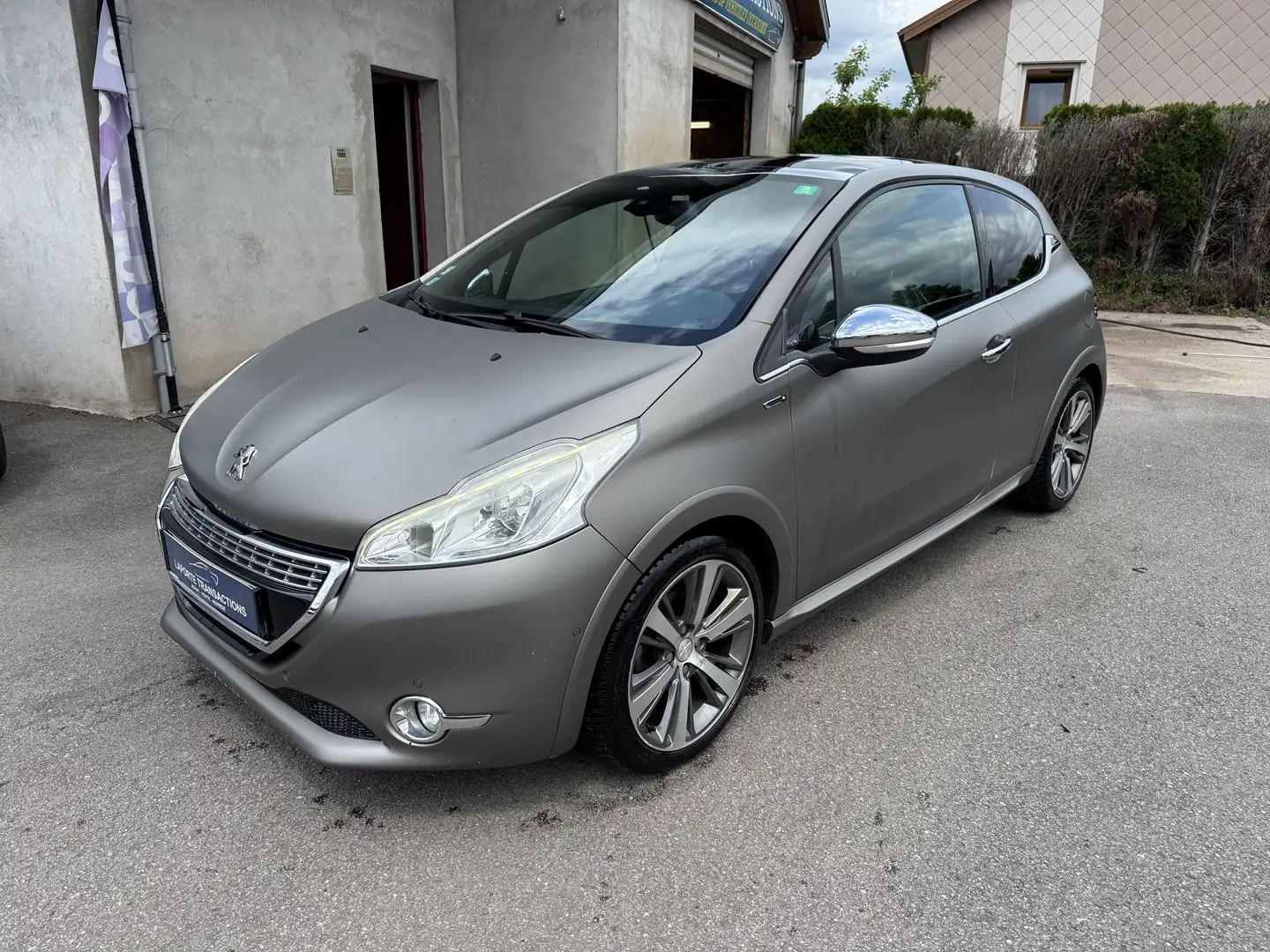 Peugeot 208 1.6 E-HDI115 FAP XY JBL 3P - 1