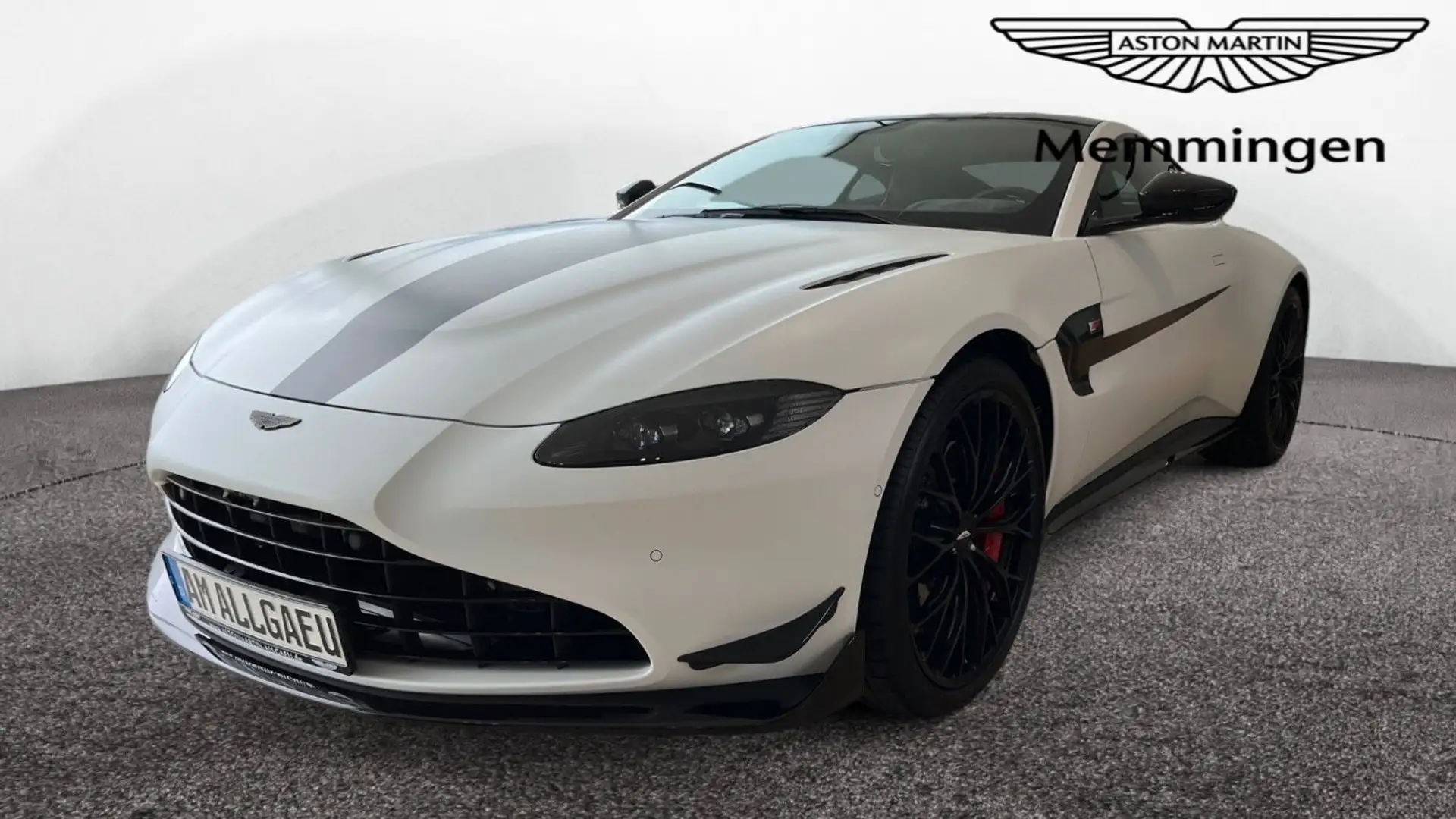 Aston Martin V8 F1 Coupe Blanc - 1