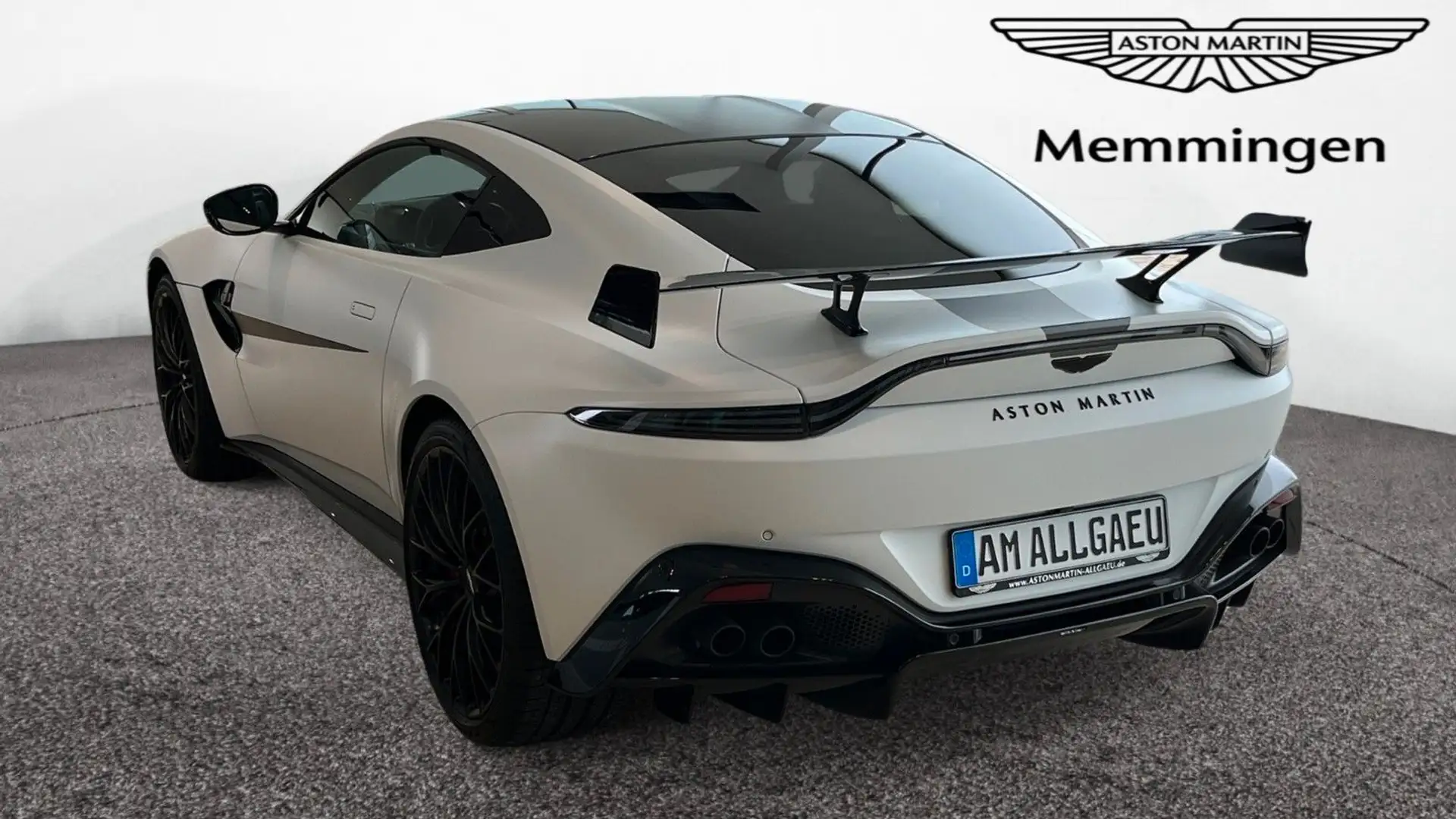 Aston Martin V8 F1 Coupe Weiß - 2