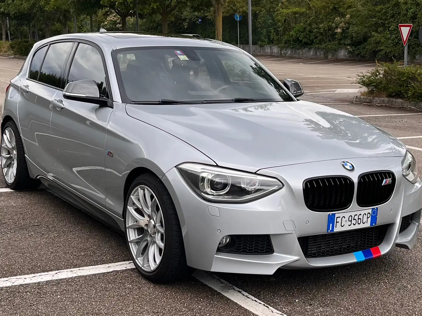 BMW 120 120d 5p Msport Srebrny - 1