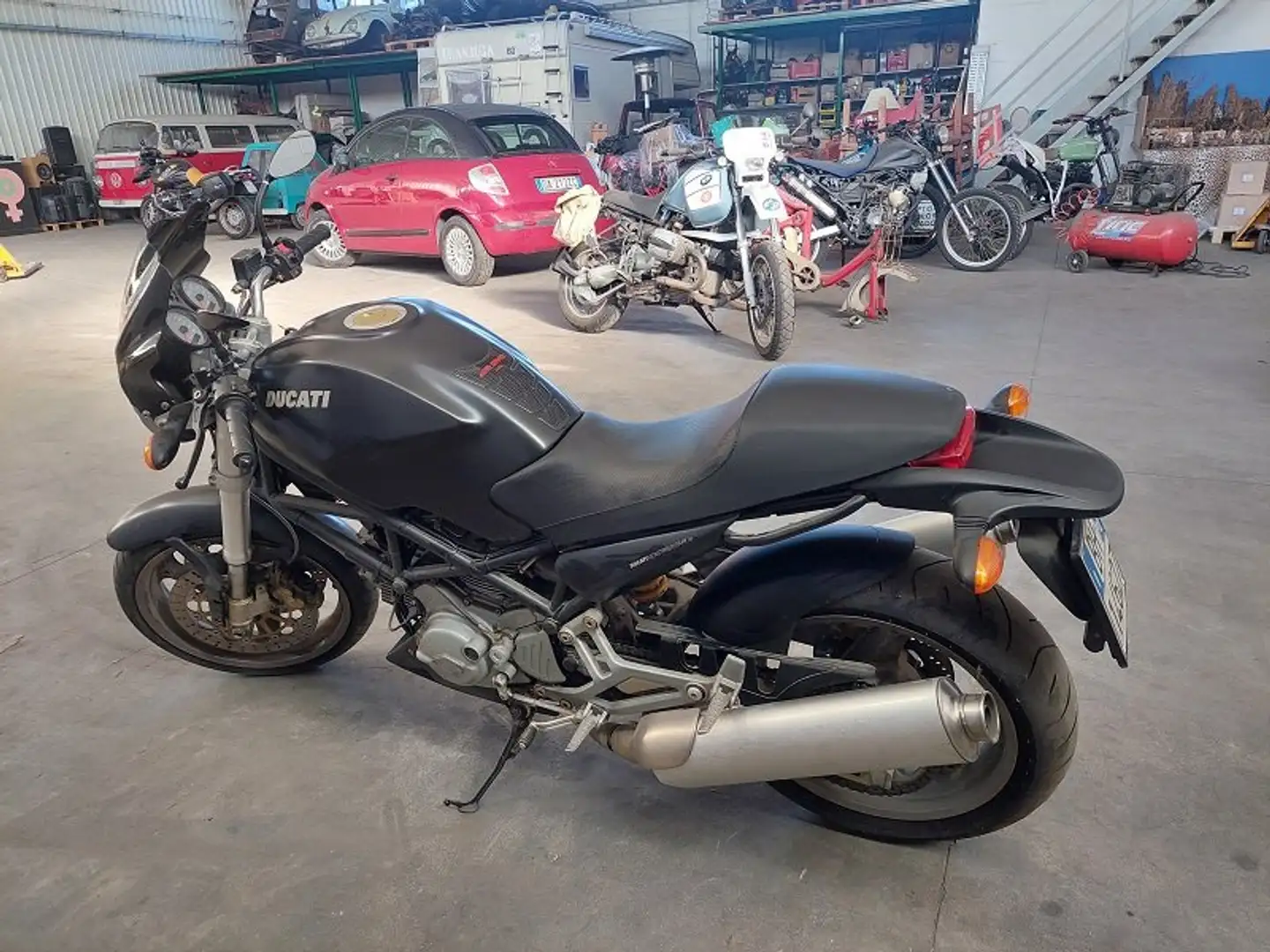 Ducati Monster 620 Ducati Monster Dark 620 i.e. Nero - 2
