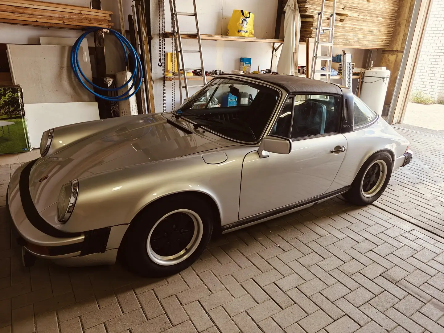 Porsche Targa 2.7 SC - 1
