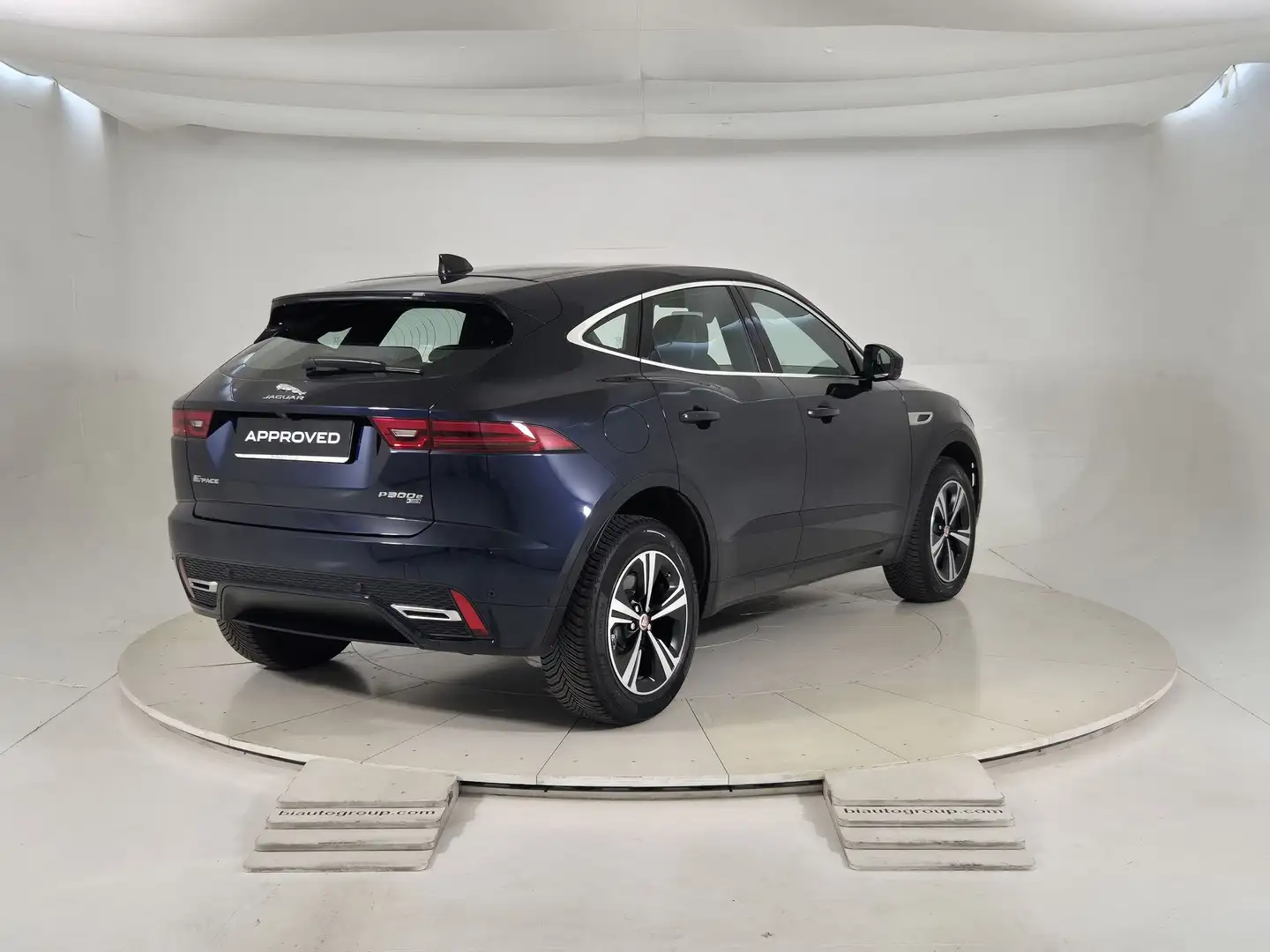 Jaguar E-Pace 2021 1.5 i3 phev R-Dynamic HSE awd 309cv auto Blau - 2