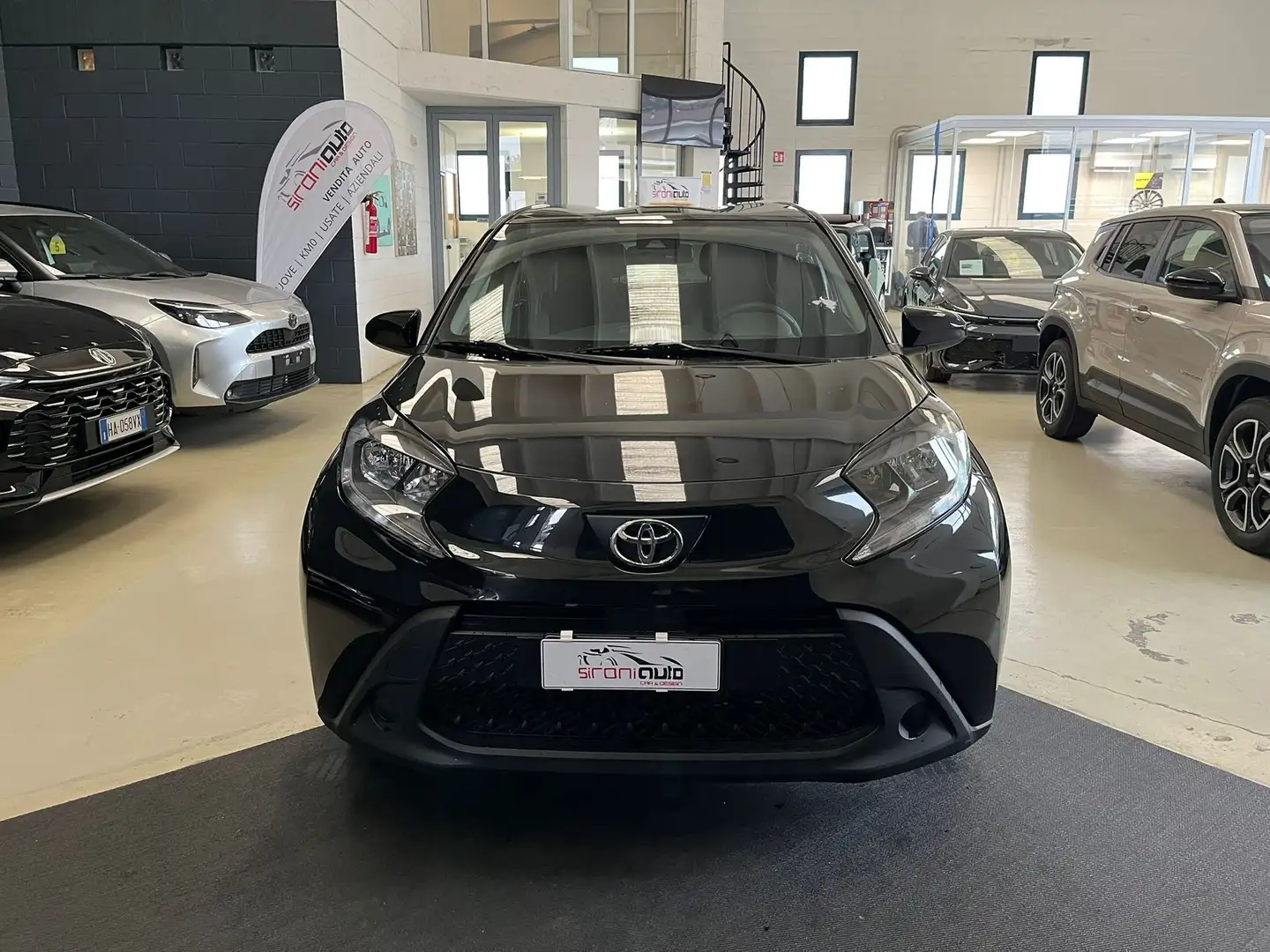 Toyota Aygo X Aygo X 1.0 VVT-i 72 CV 5 porte Active Black - 2