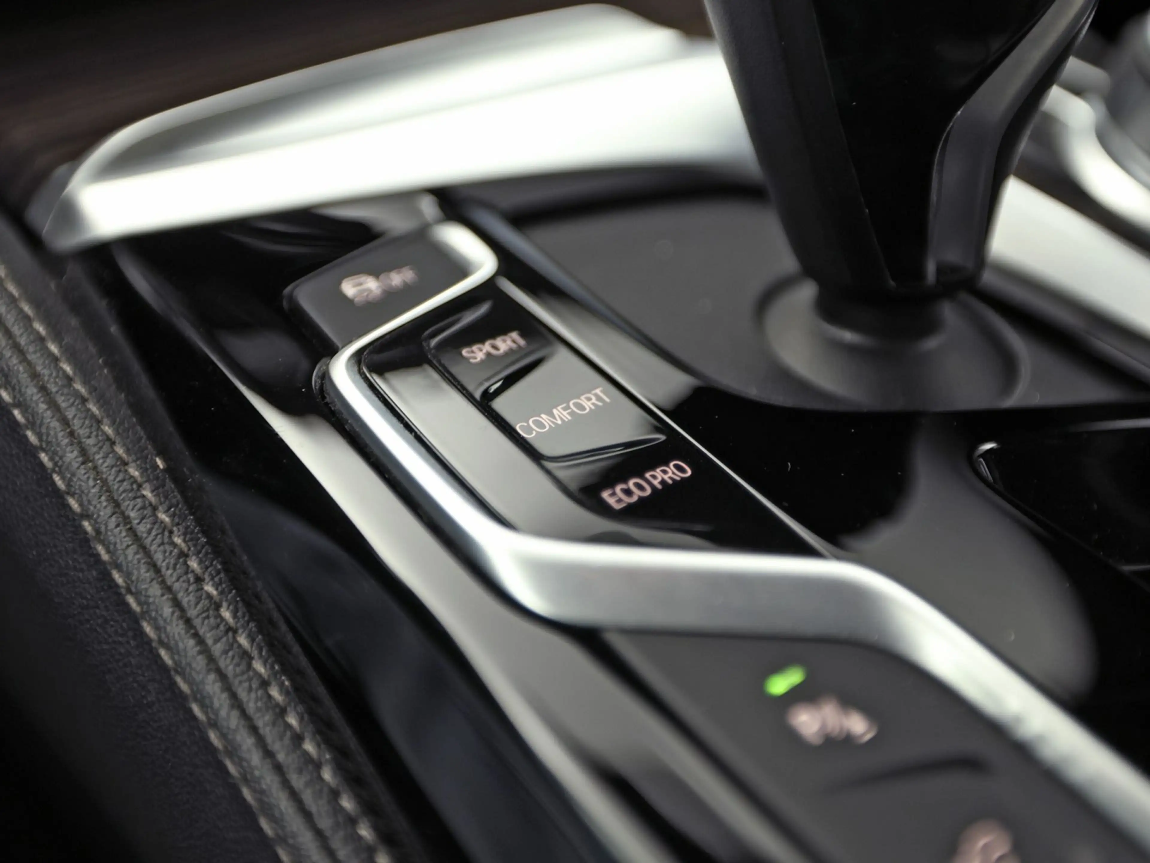 BMW 520 5-serie 520i M Sport High Executive 184Pk Automaat — photo 31