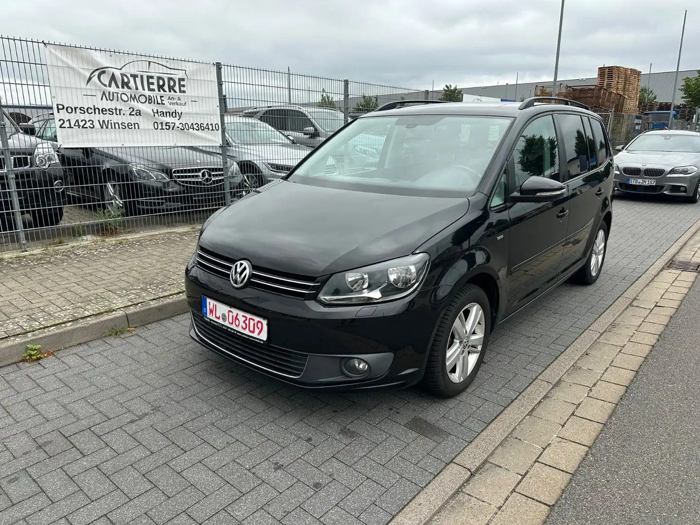 Volkswagen Touran Match BMT *PANO-SCHIEBEDACH*NAVI*TEMPOMAT Negro - 1