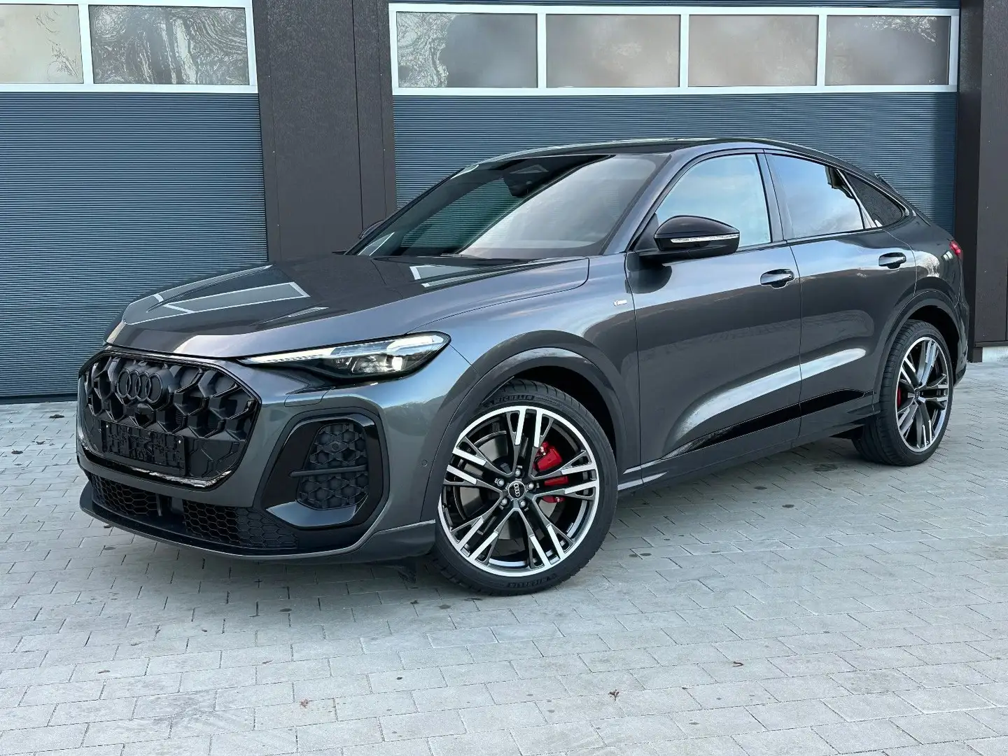 Audi Q5 Sportback TDI qu. LUFTFWK/S-line/360 Grau - 1