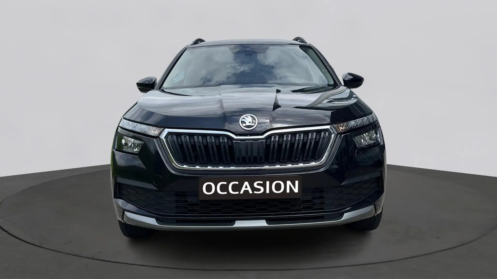 Skoda Kamiq 1.0 TSI Ambition Negro - 2