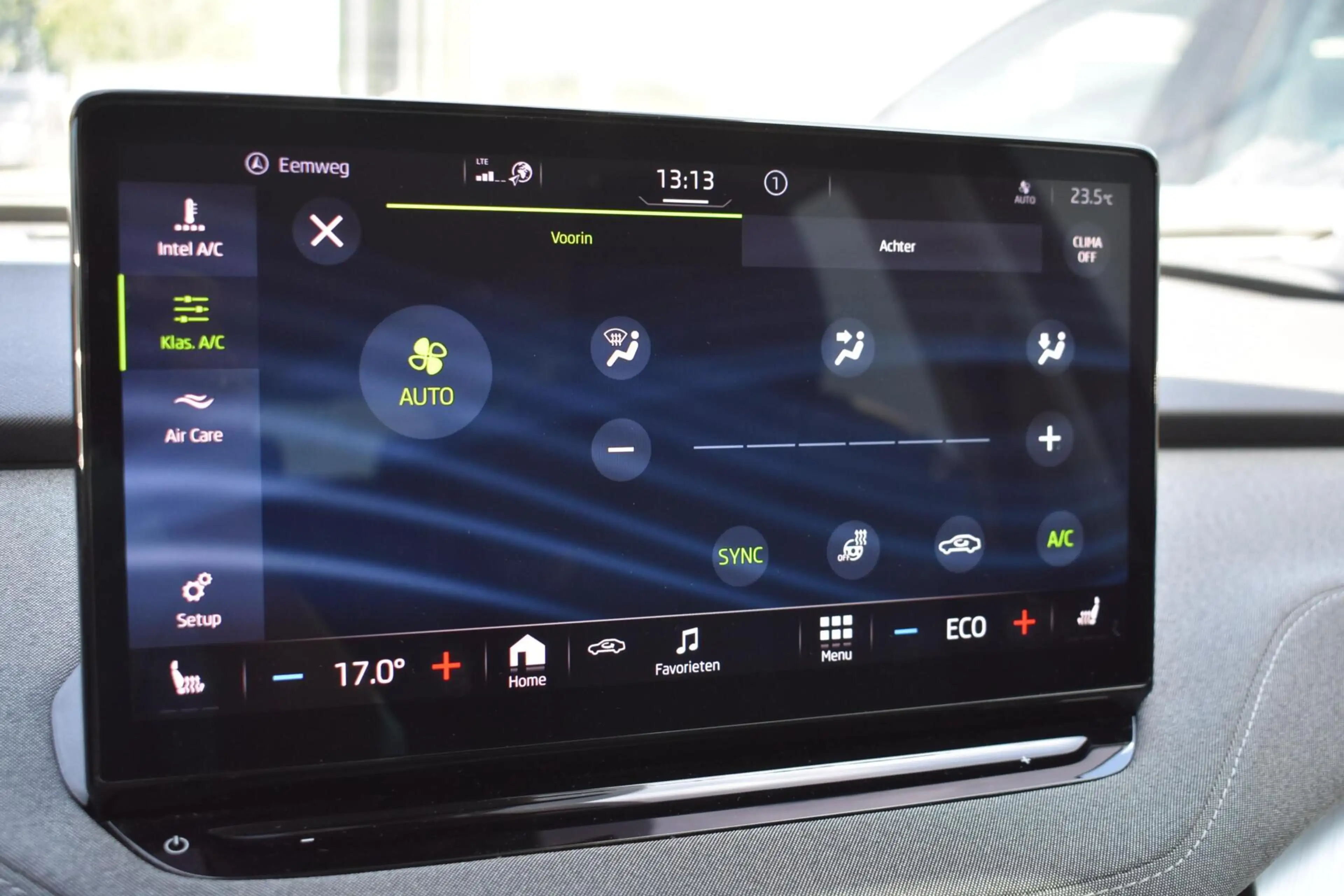 Skoda Enyaq iV 80 | Pano | Camera | Stoel/Stuurverwarming | — photo 18