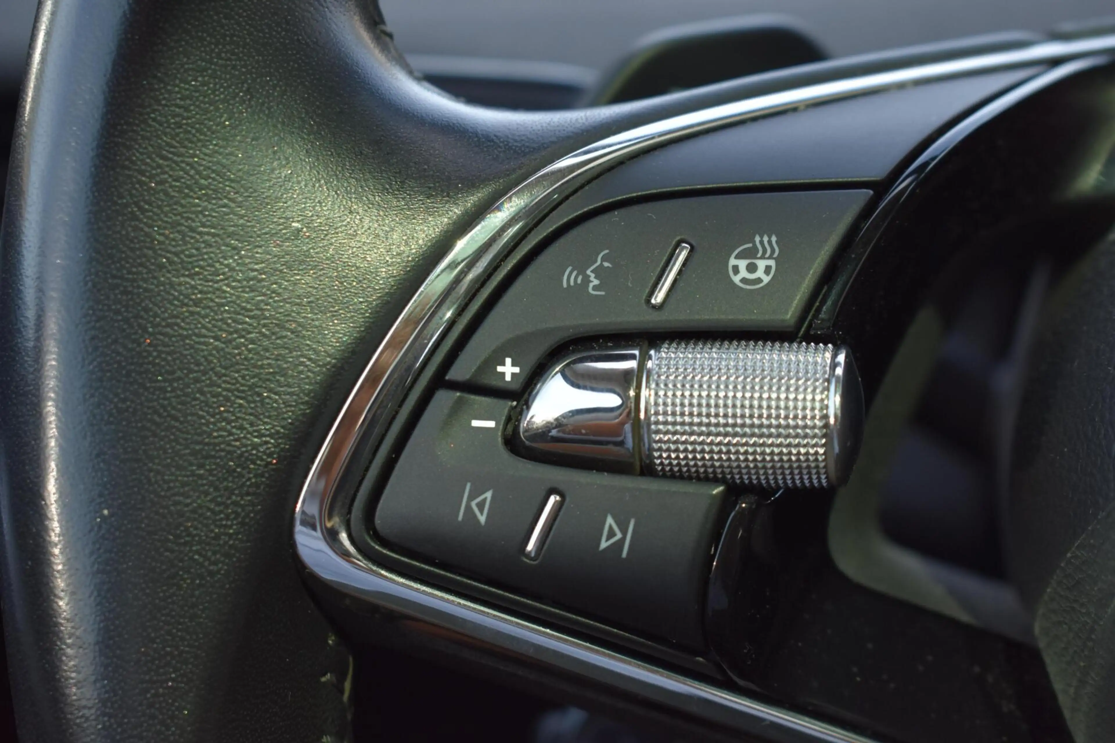 Skoda Enyaq iV 80 | Pano | Camera | Stoel/Stuurverwarming | — photo 9