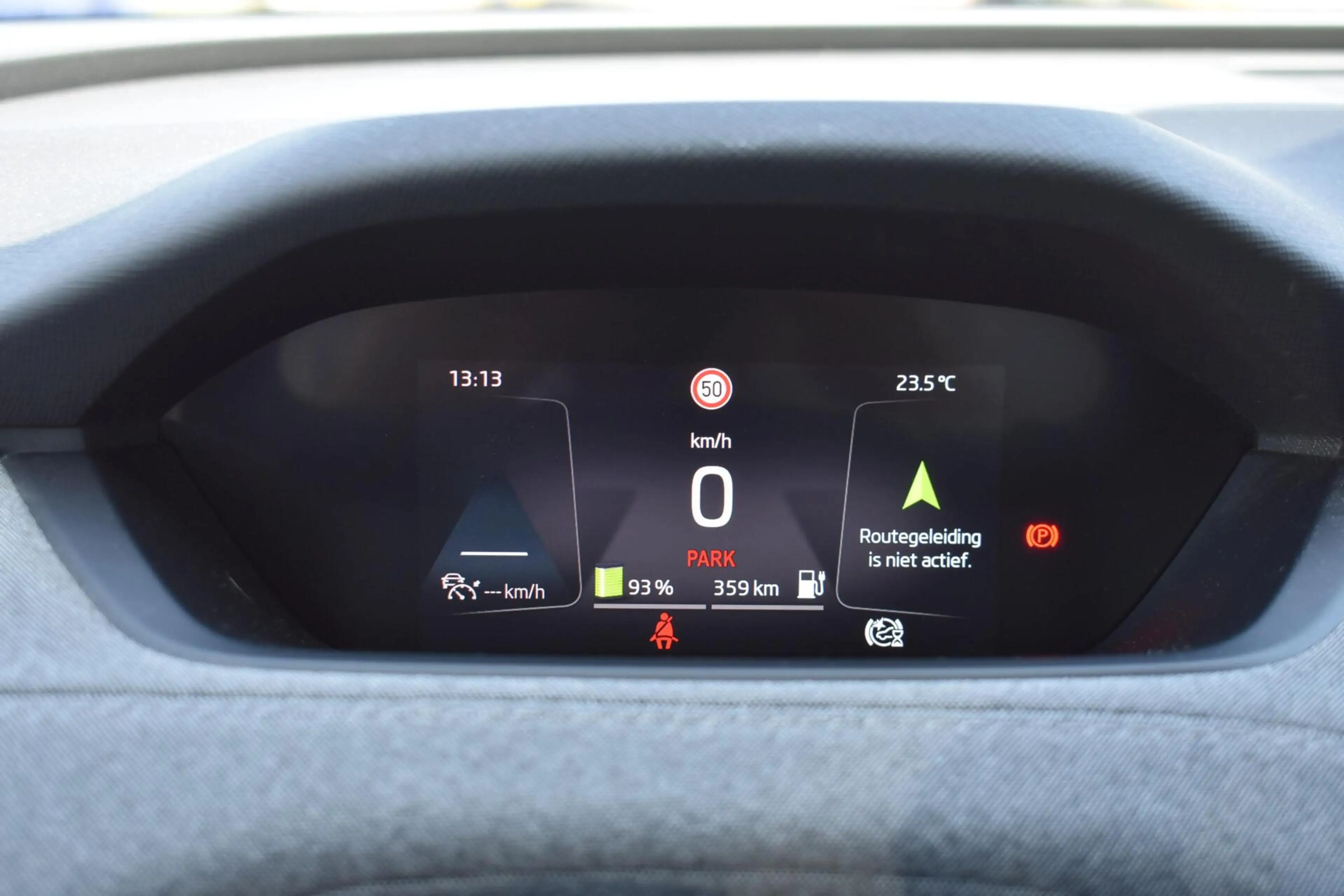 Skoda Enyaq iV 80 | Pano | Camera | Stoel/Stuurverwarming | — photo 7